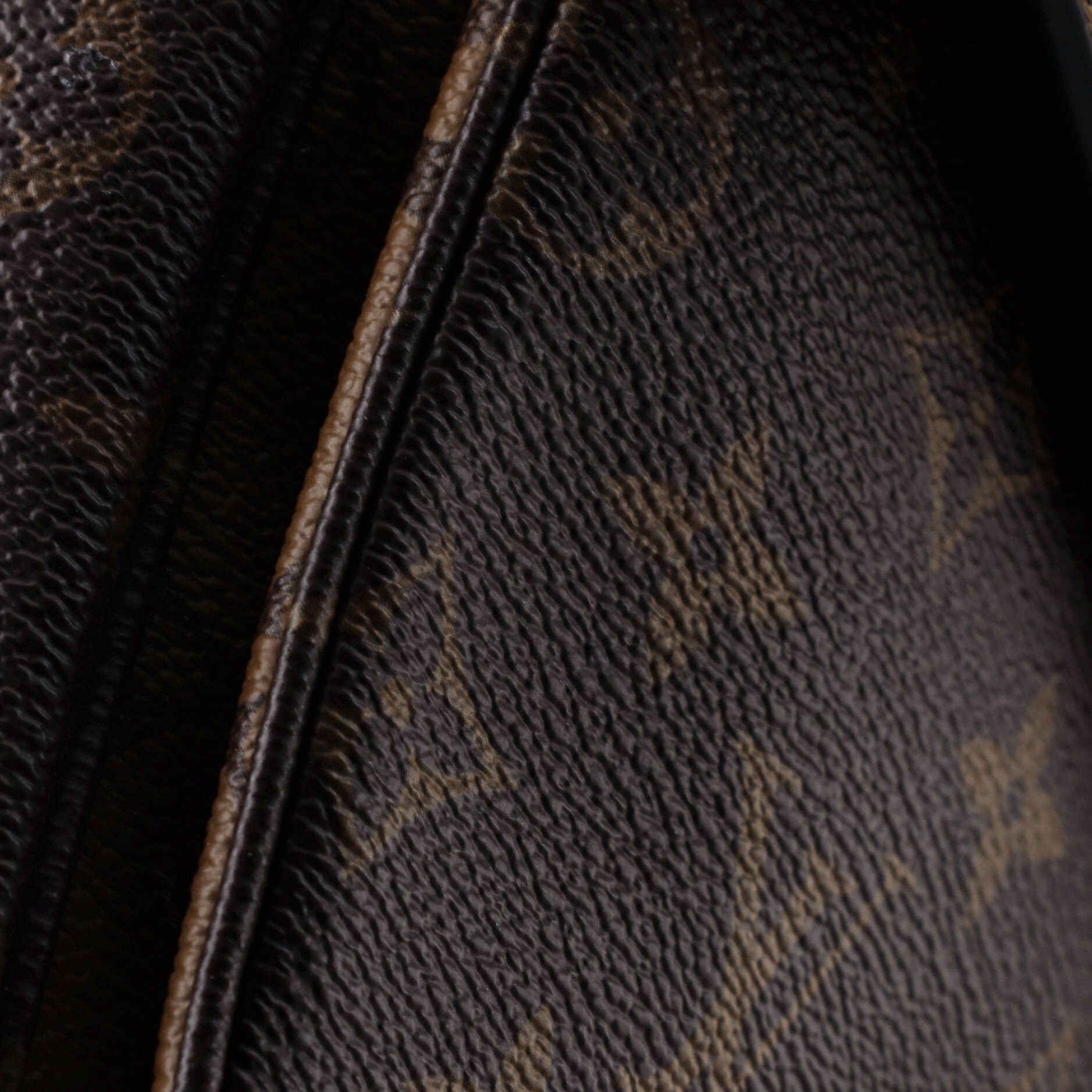 Louis Vuitton Pochette Metis Size ONE SIZE - 6 Thumbnail