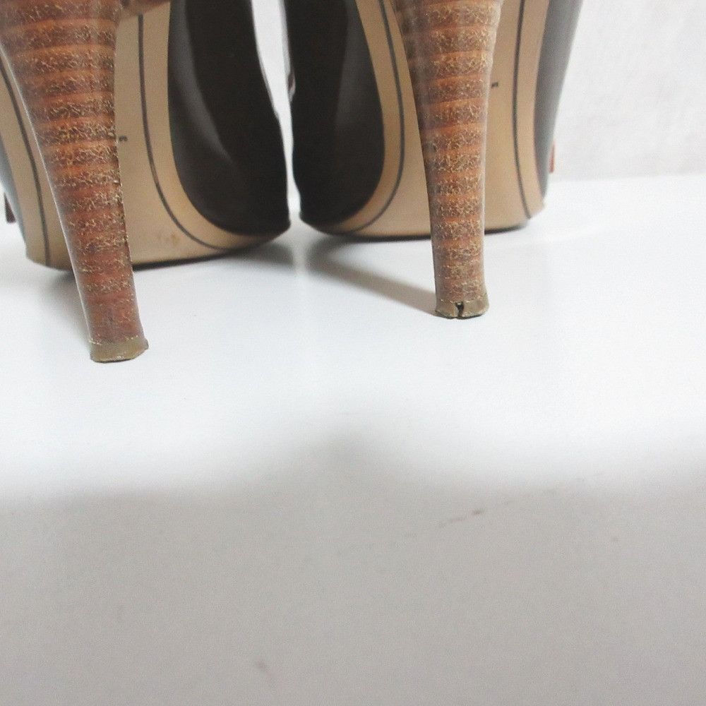 Louis Vuitton Louis Vuitton Louis Vuitton Monogram Patent Leather Pumps Textile Shoes B00014 DUTY FREE for USA Size ONE SIZE - 11 Thumbnail