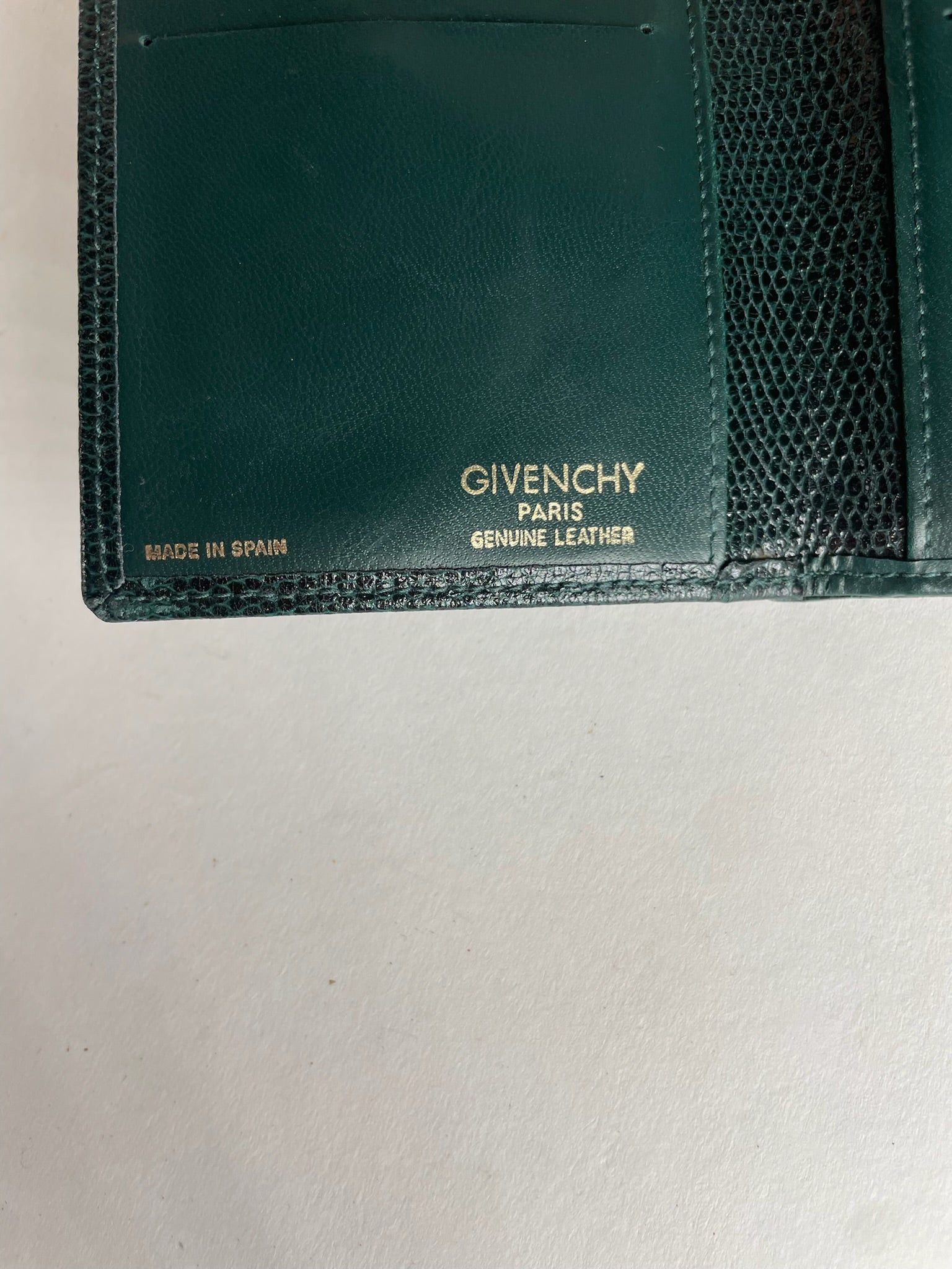 Givenchy Vintage Snake Emblossed Leather Wallet Green Size ONE SIZE - 6 Thumbnail