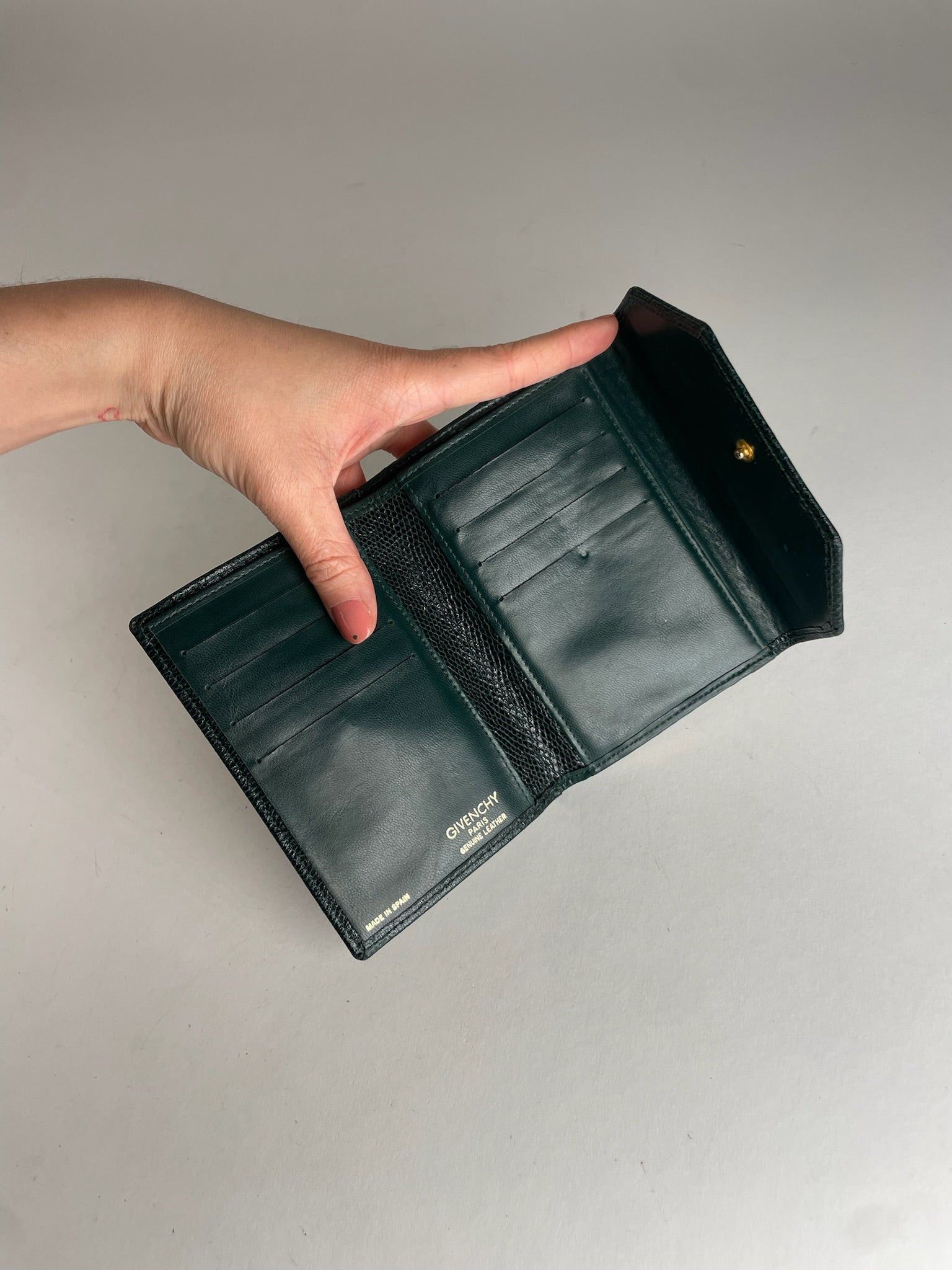 Givenchy Vintage Snake Emblossed Leather Wallet Green Size ONE SIZE - 7 Thumbnail