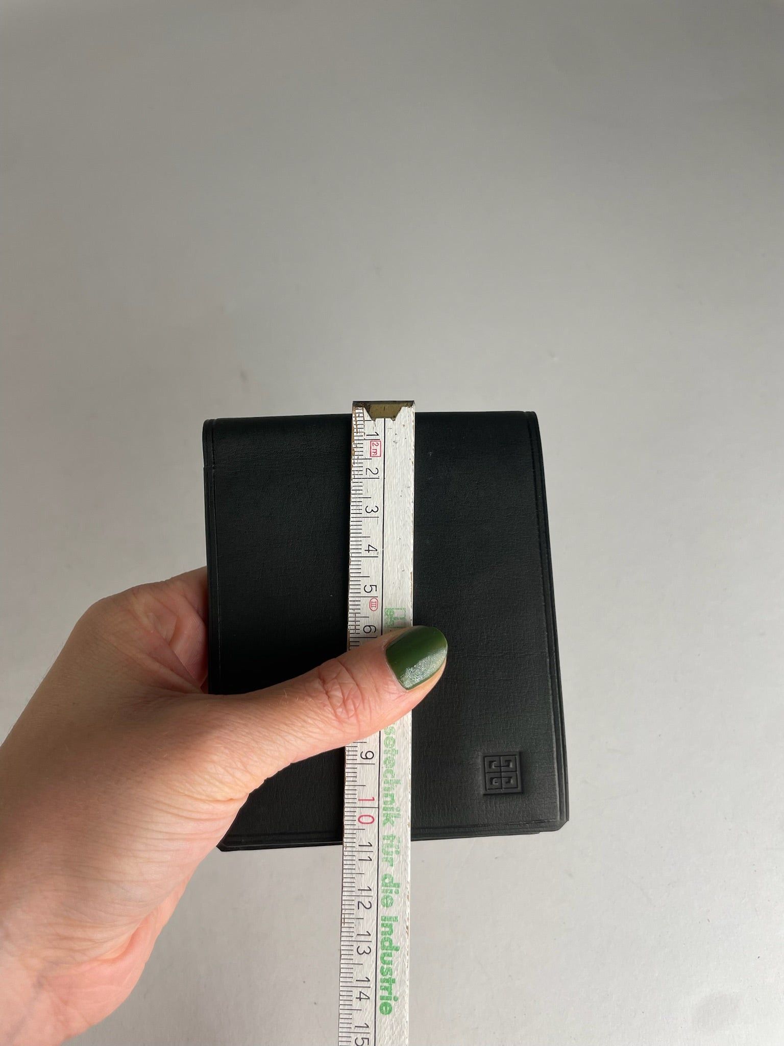 Givenchy Vintage Flapable Leather Wallet Black Size ONE SIZE - 8 Thumbnail