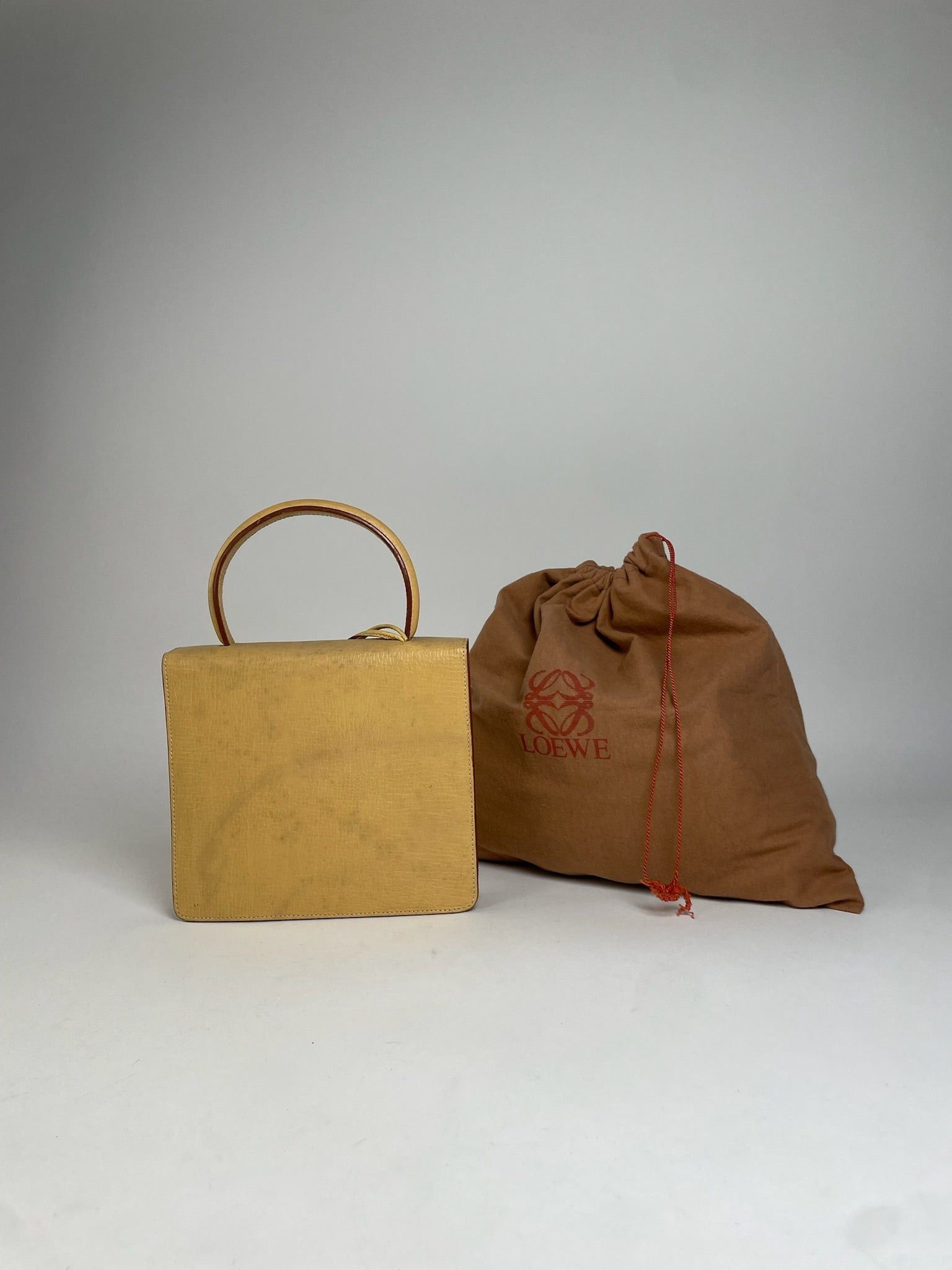 Loewe Vintage Madrid Leather Handbag Beige / Yellow Size ONE SIZE - 2 Thumbnail