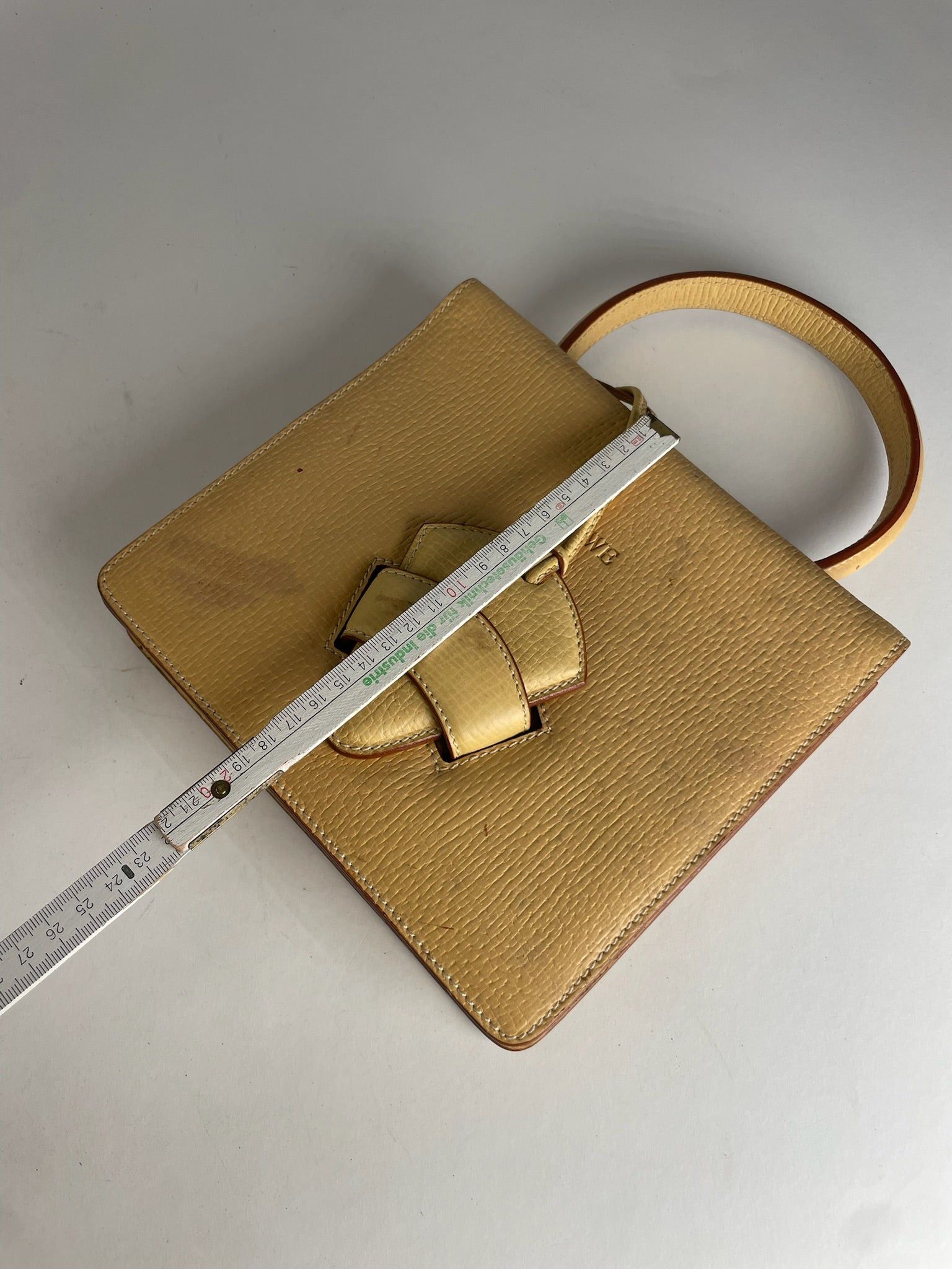 Loewe Vintage Madrid Leather Handbag Beige / Yellow Size ONE SIZE - 11 Thumbnail