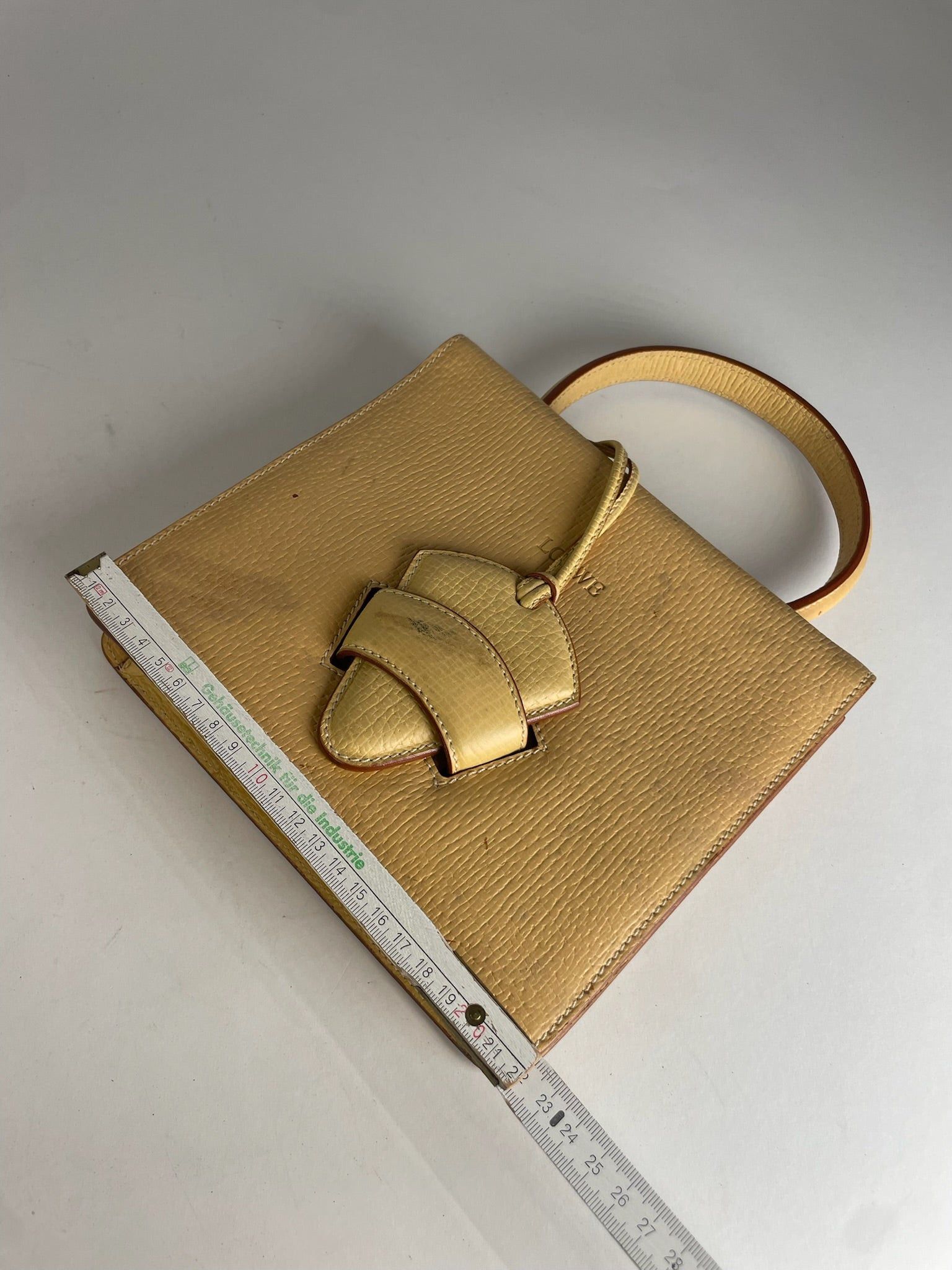 Loewe Vintage Madrid Leather Handbag Beige / Yellow Size ONE SIZE - 10 Thumbnail