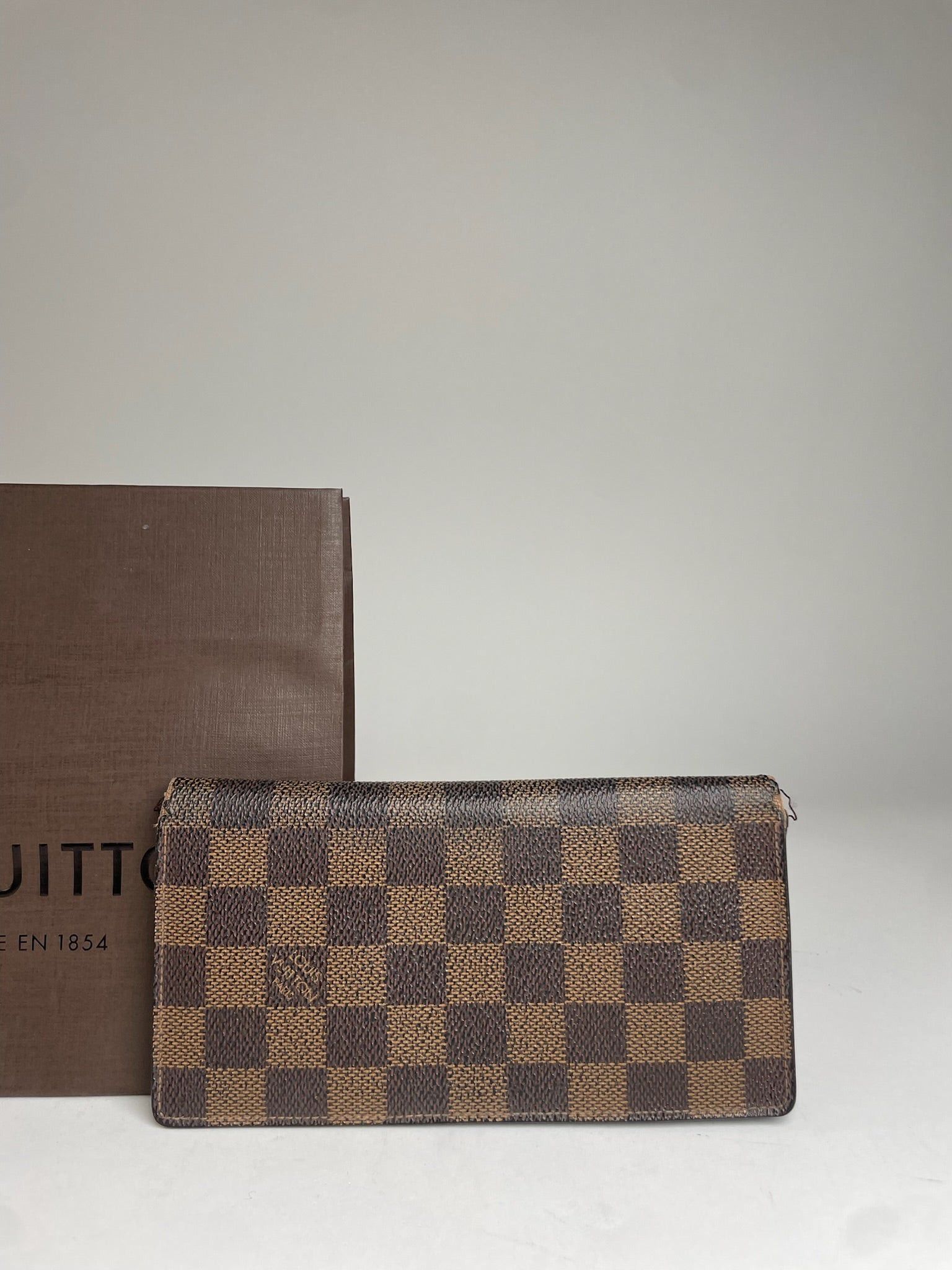 Louis Vuitton Vintage Damier Monogram Leather Card Holder / ID Holder Brow Size ONE SIZE - 5 Thumbnail