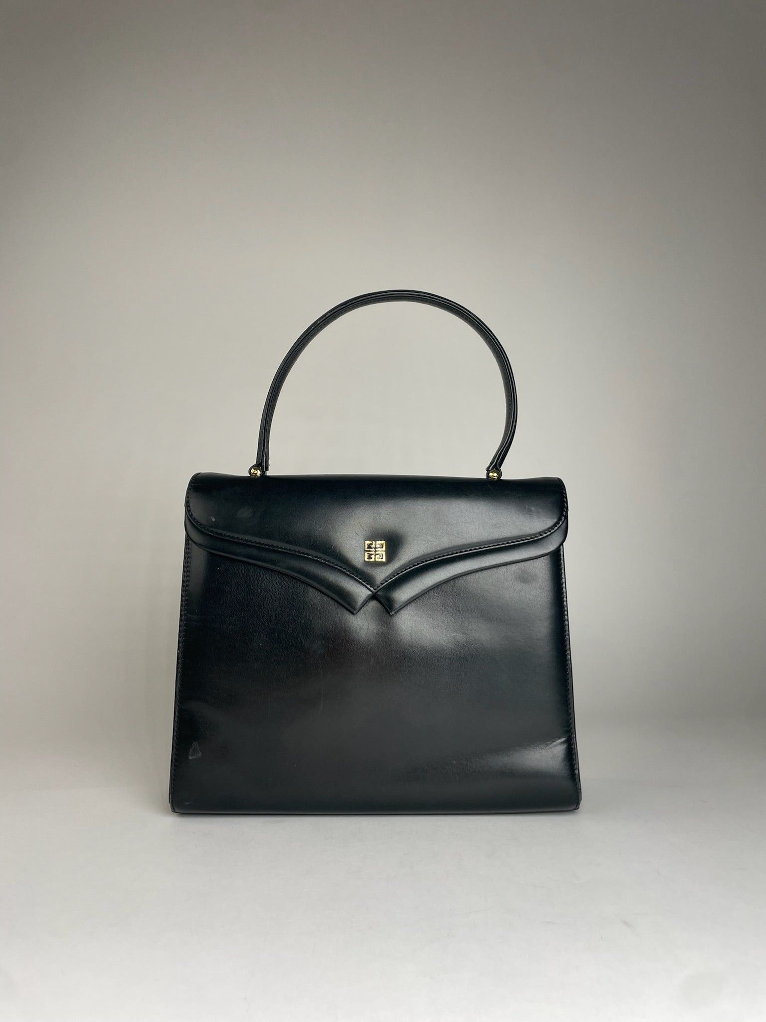 Givenchy Vintage Leather Handbag Black Size ONE SIZE - 8 Thumbnail