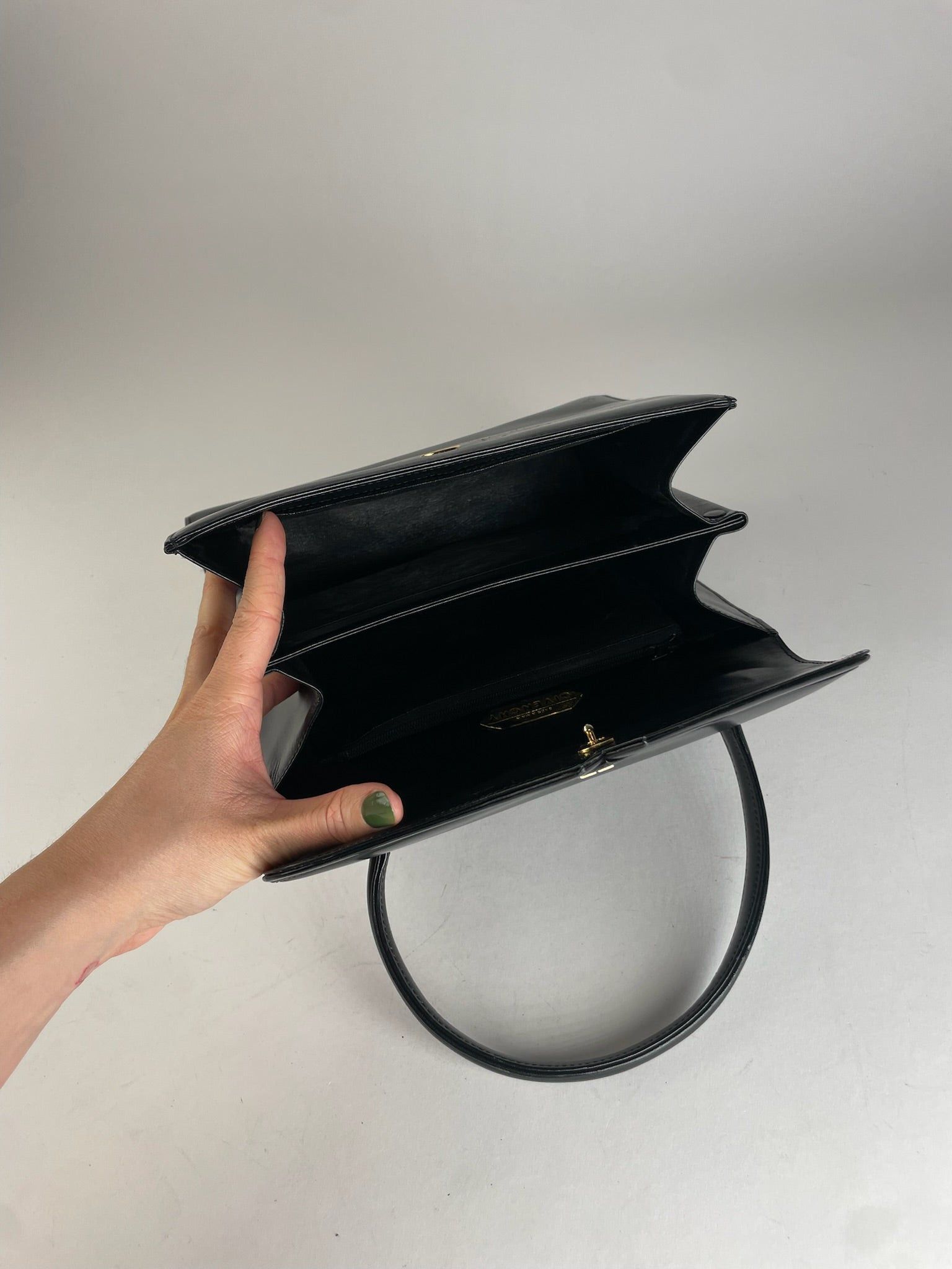 Givenchy Vintage Leather Handbag Black Size ONE SIZE - 5 Thumbnail