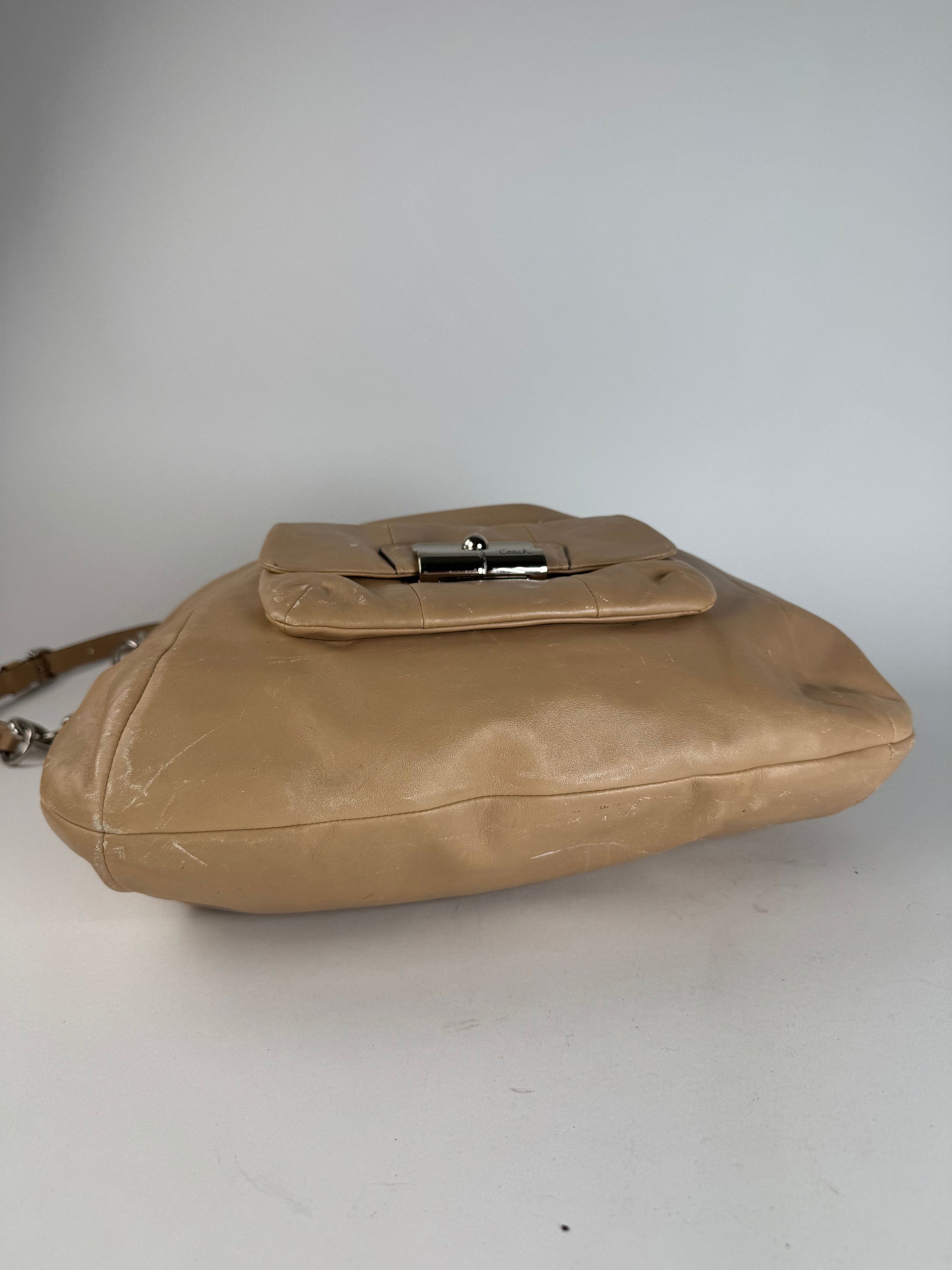Coach Vintage 2Way Leather Handbag Camel Size ONE SIZE - 11 Thumbnail