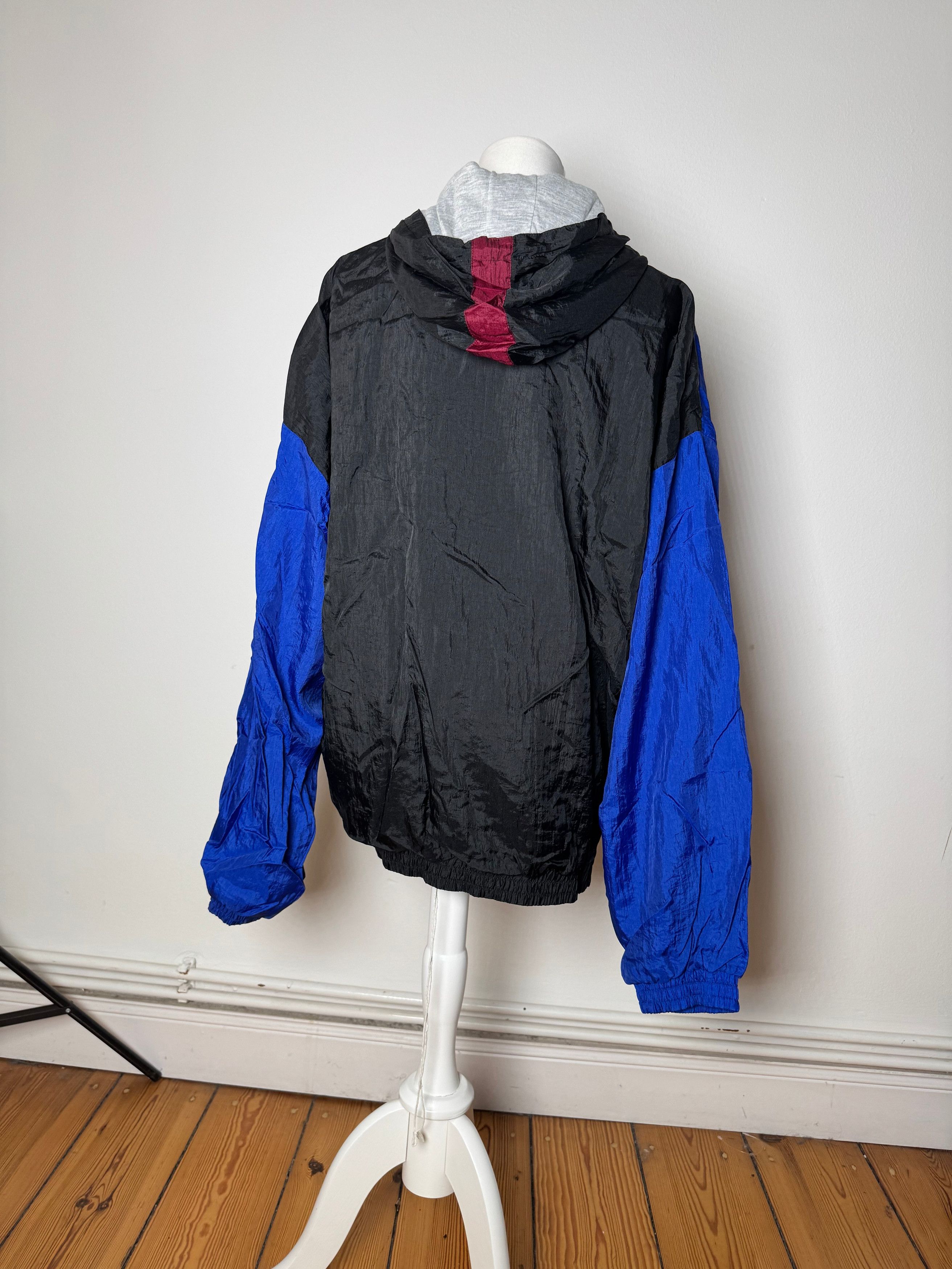 Givenchy Vintage Windbreaker Jacket L Blue Black Size US XL / EU 56 / 4 - 4 Thumbnail