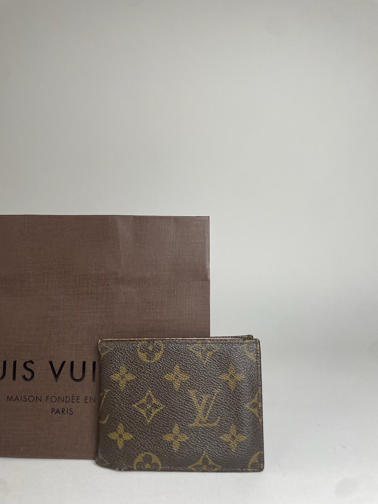 Louis Vuitton Vintage Leather Card Holder Brown Khaki Size ONE SIZE - 6 Thumbnail