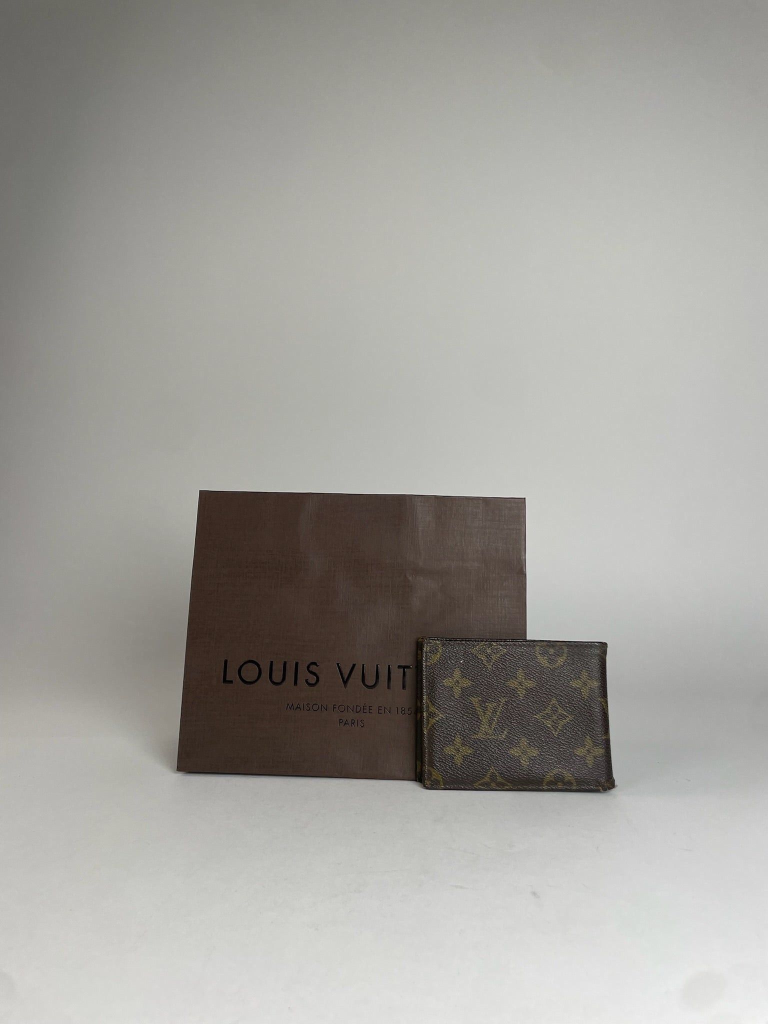 Louis Vuitton Vintage Leather Card Holder Brown Khaki Size ONE SIZE - 2 Thumbnail