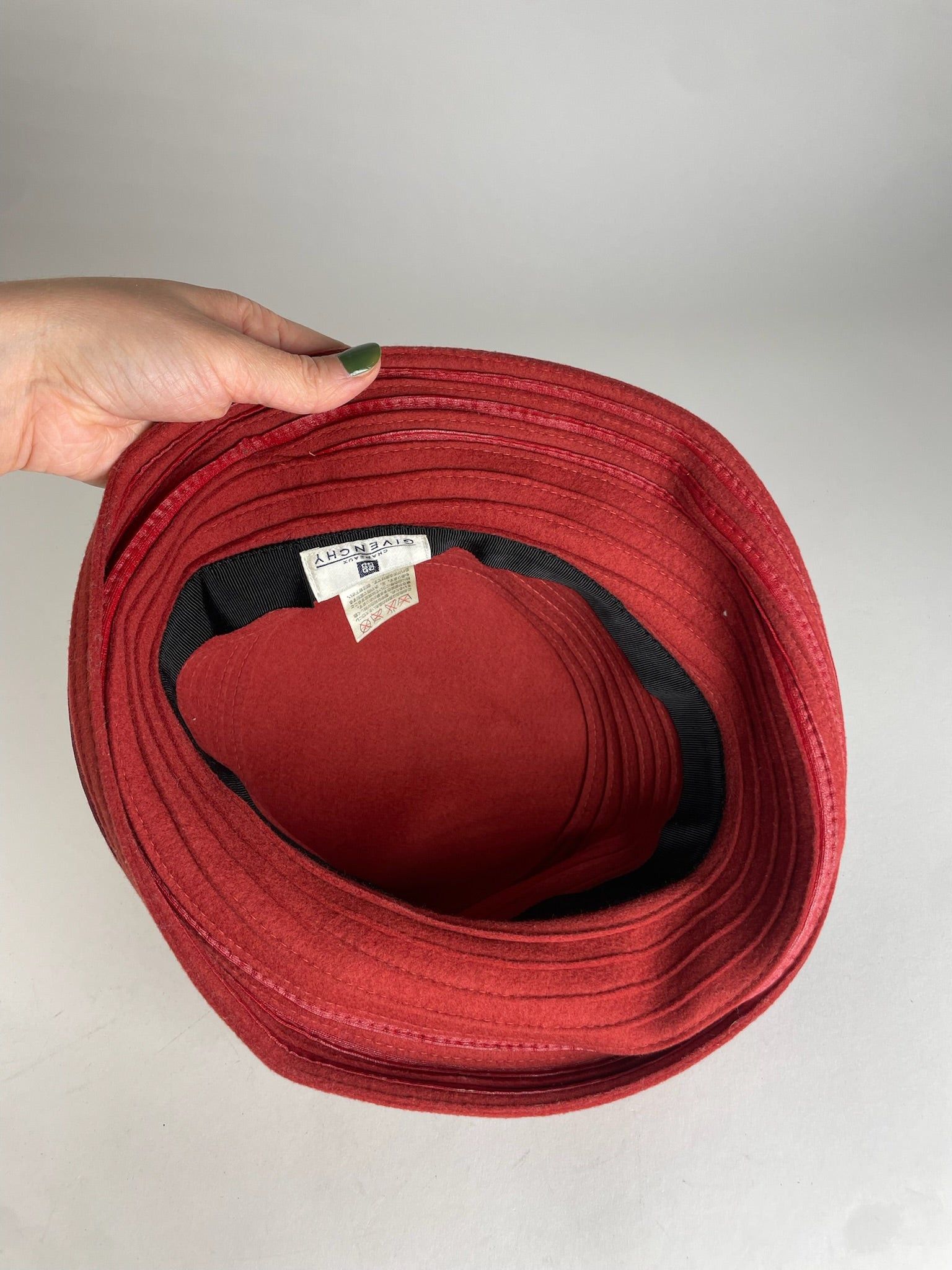 Givenchy Vintage Wool Hat Red Size ONE SIZE - 7 Thumbnail