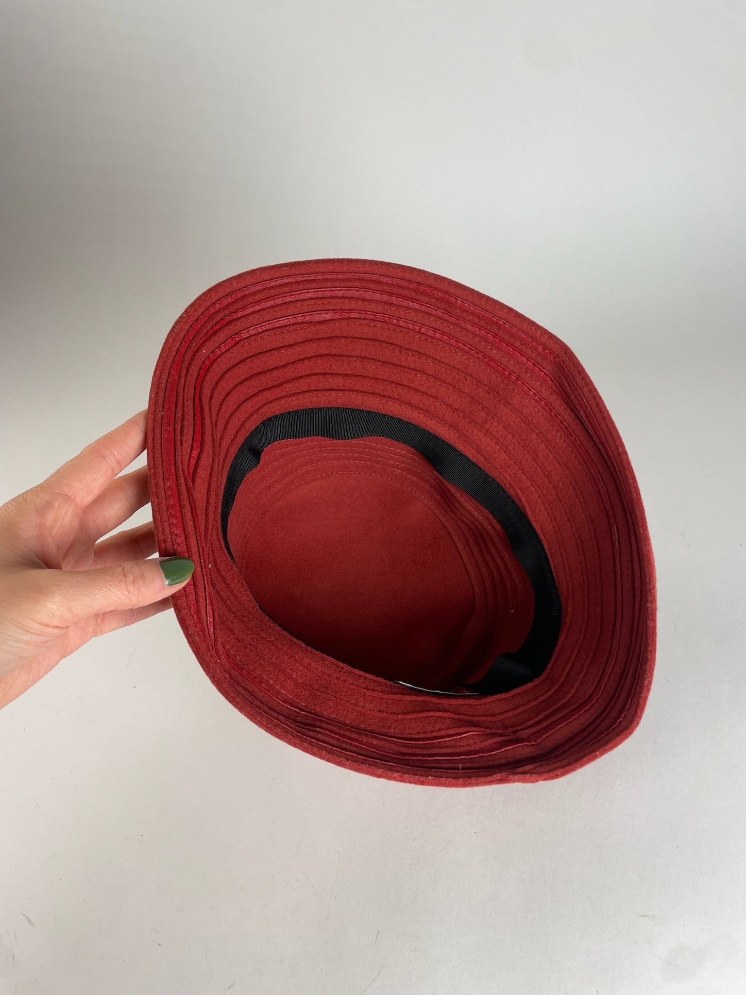 Givenchy Vintage Wool Hat Red Size ONE SIZE - 3 Thumbnail