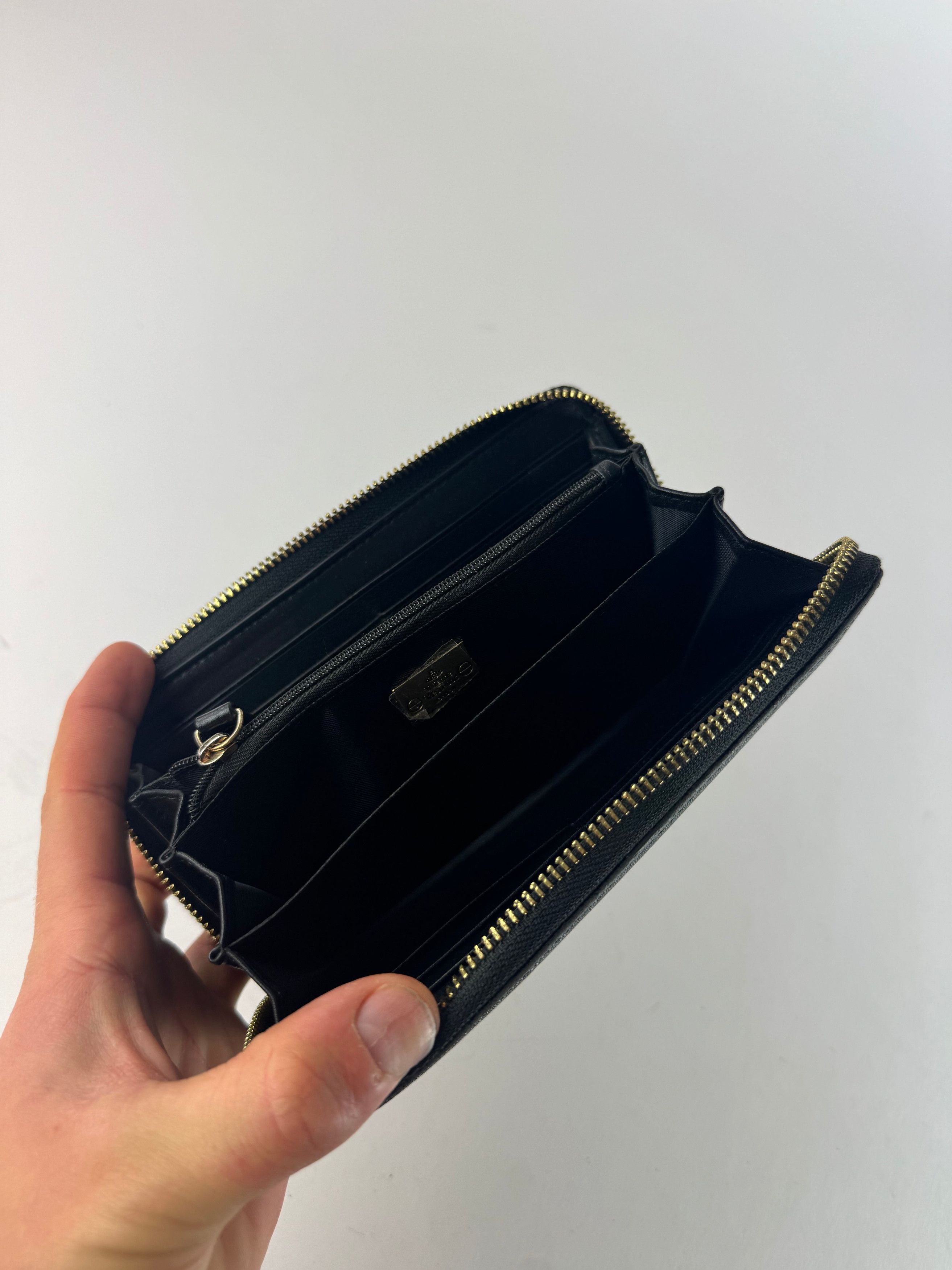 Vivienne Westwood Vintage Leather Zippy Wallet Black Size ONE SIZE - 3 Thumbnail