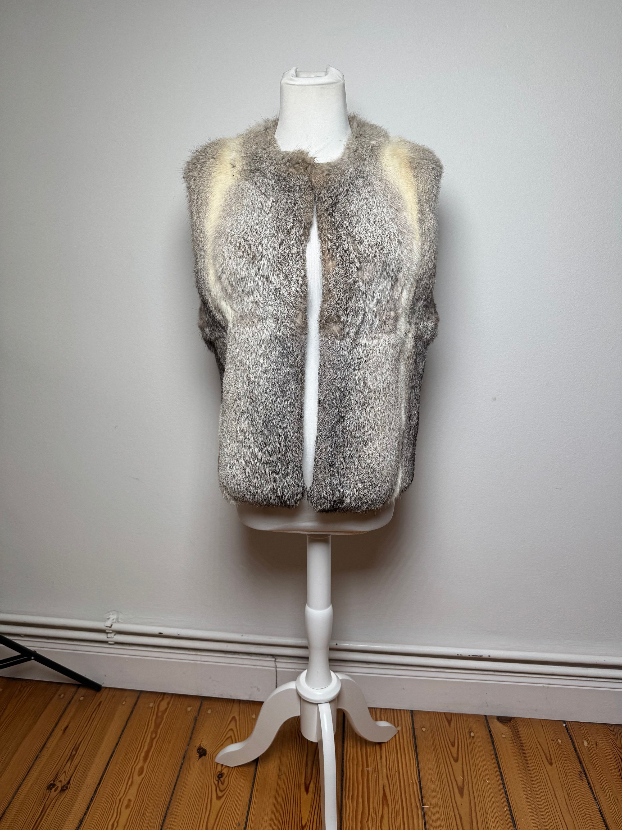 Celine Vintage Paris Fur Top 36/S Size S / US 4 / IT 40 - 12 Thumbnail
