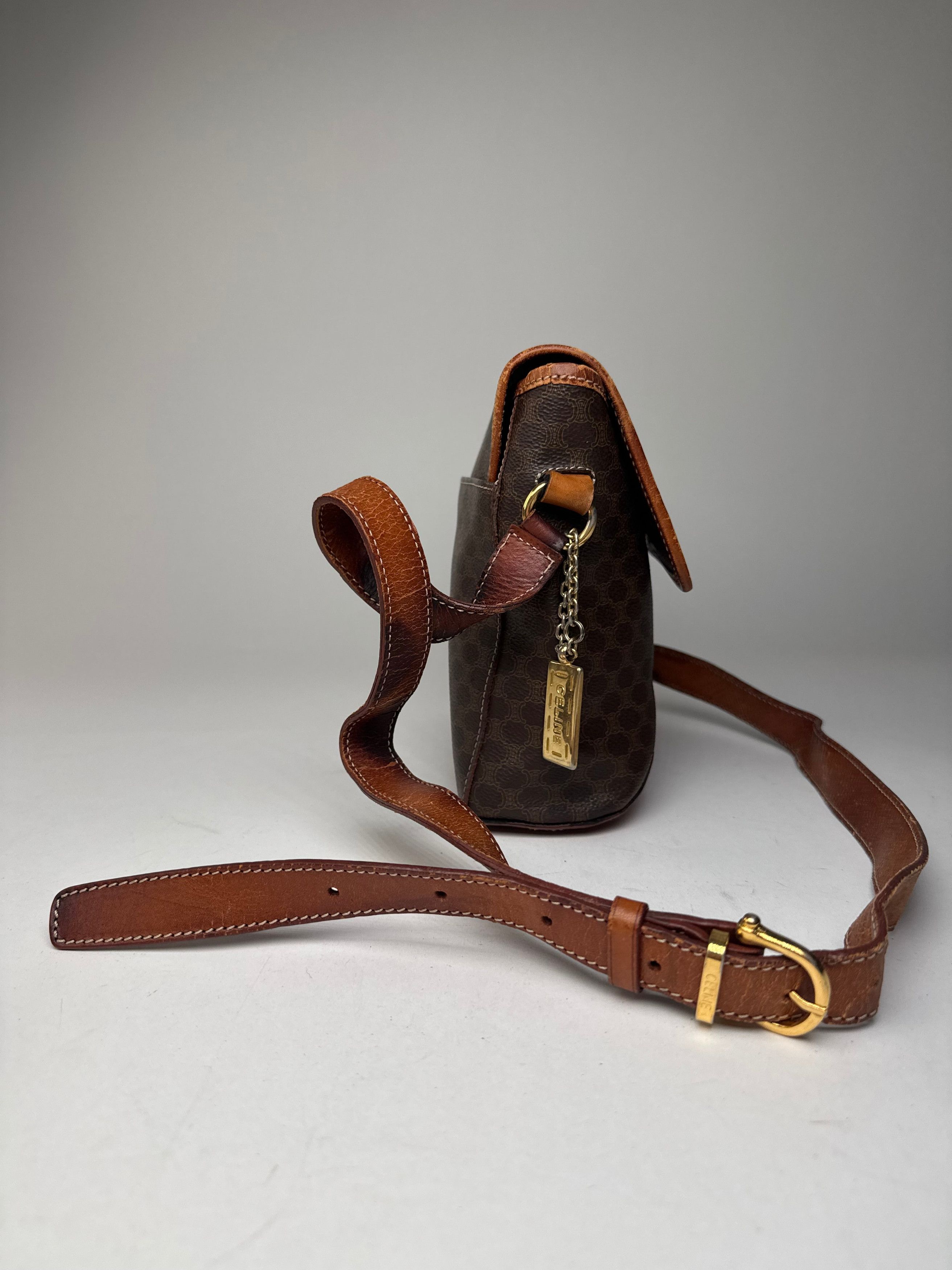 Celine Vintage Paris Triomphe Monogram Shoulder / Crossbody Bag Bro Size ONE SIZE - 9 Thumbnail