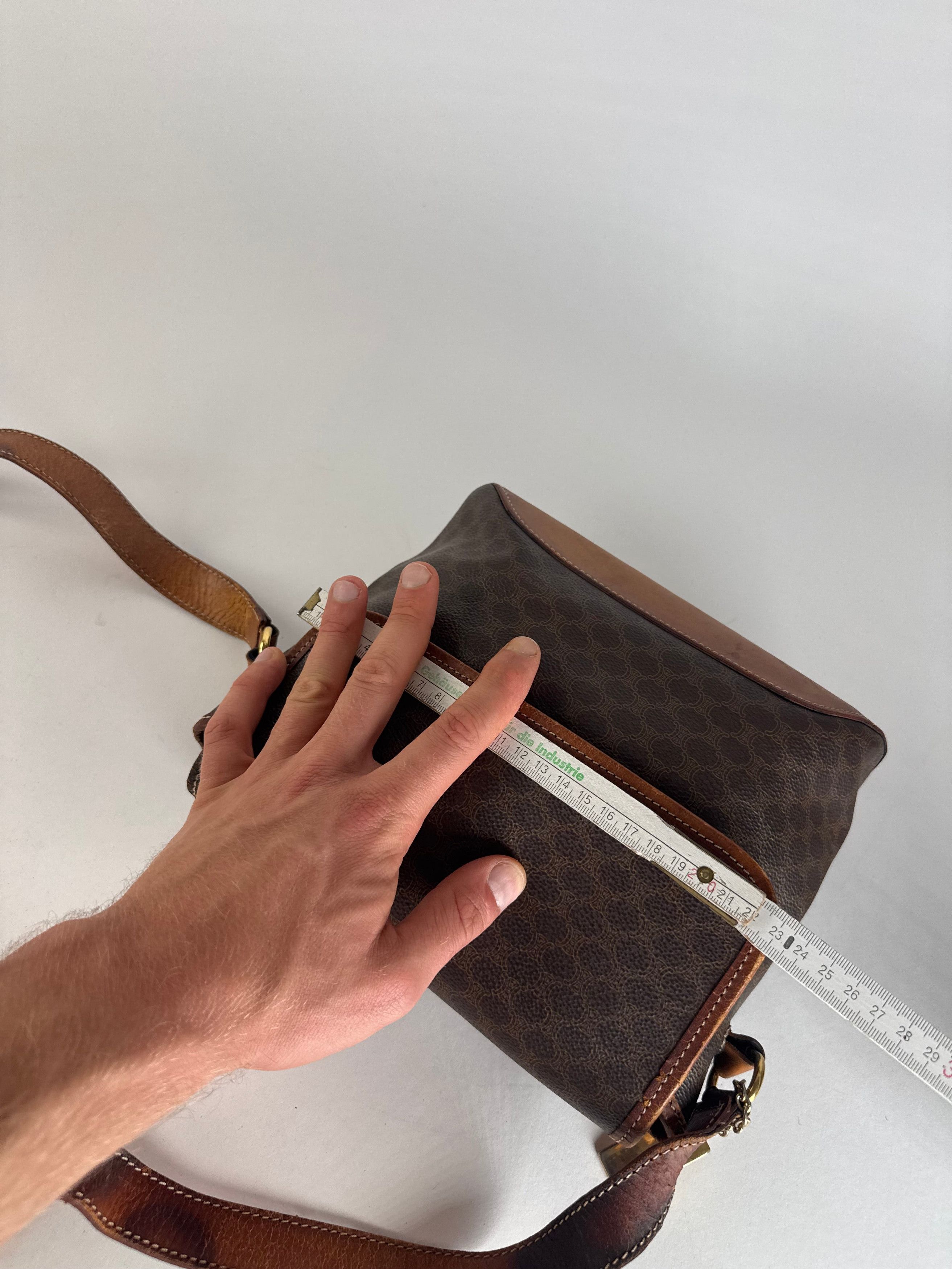 Celine Vintage Paris Triomphe Monogram Shoulder / Crossbody Bag Bro Size ONE SIZE - 13 Thumbnail