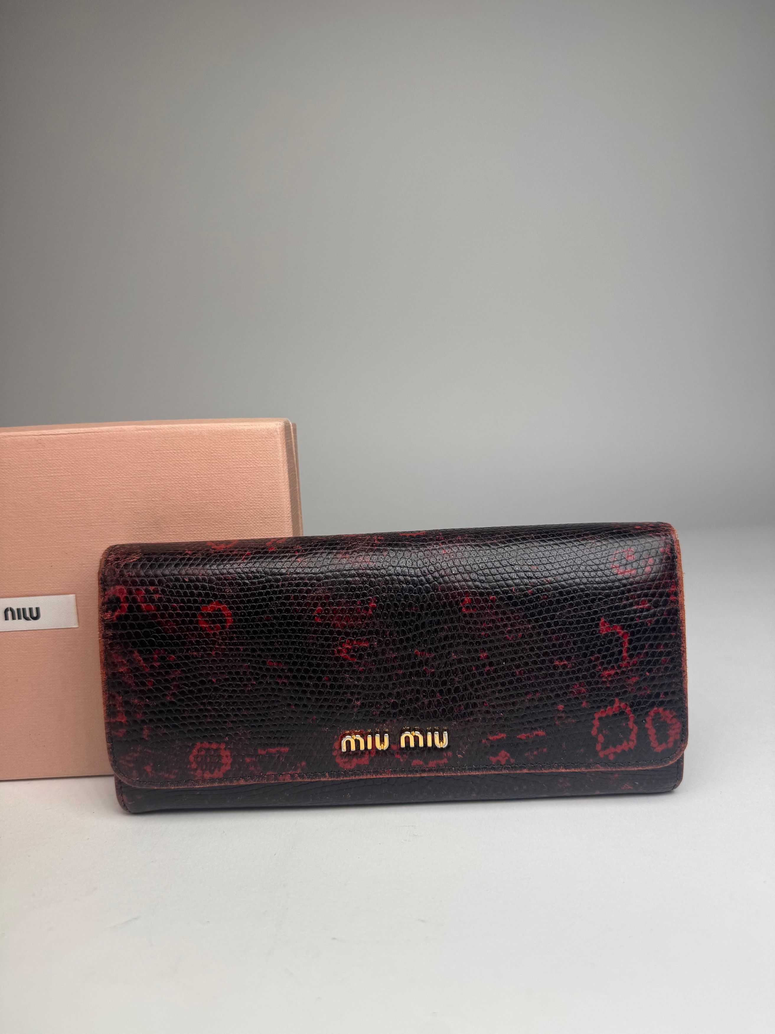 Miu Miu Vintage Snake Emblossed Leather Wallet Black Red Size ONE SIZE - 5 Thumbnail