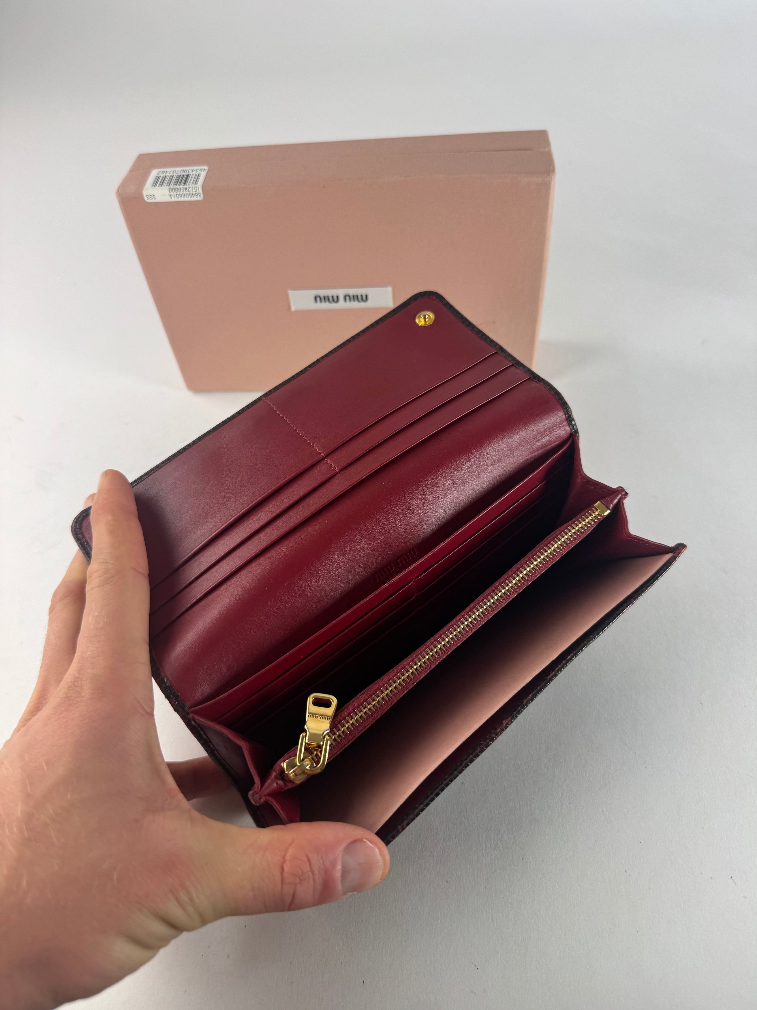Miu Miu Vintage Snake Emblossed Leather Wallet Black Red Size ONE SIZE - 4 Thumbnail