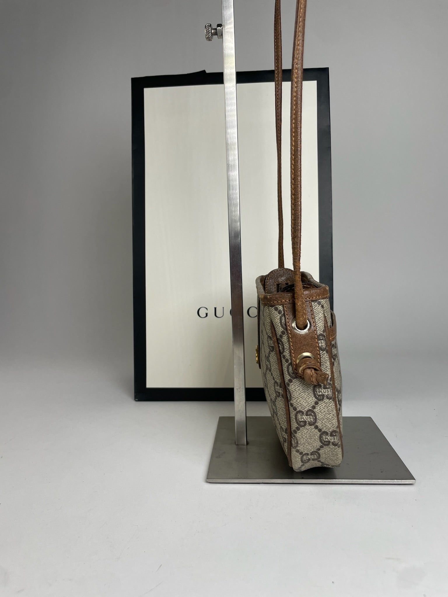 Gucci Vintage Monogram Leather Shoulder / Crossbody bag Grey Brown Size ONE SIZE - 6 Thumbnail