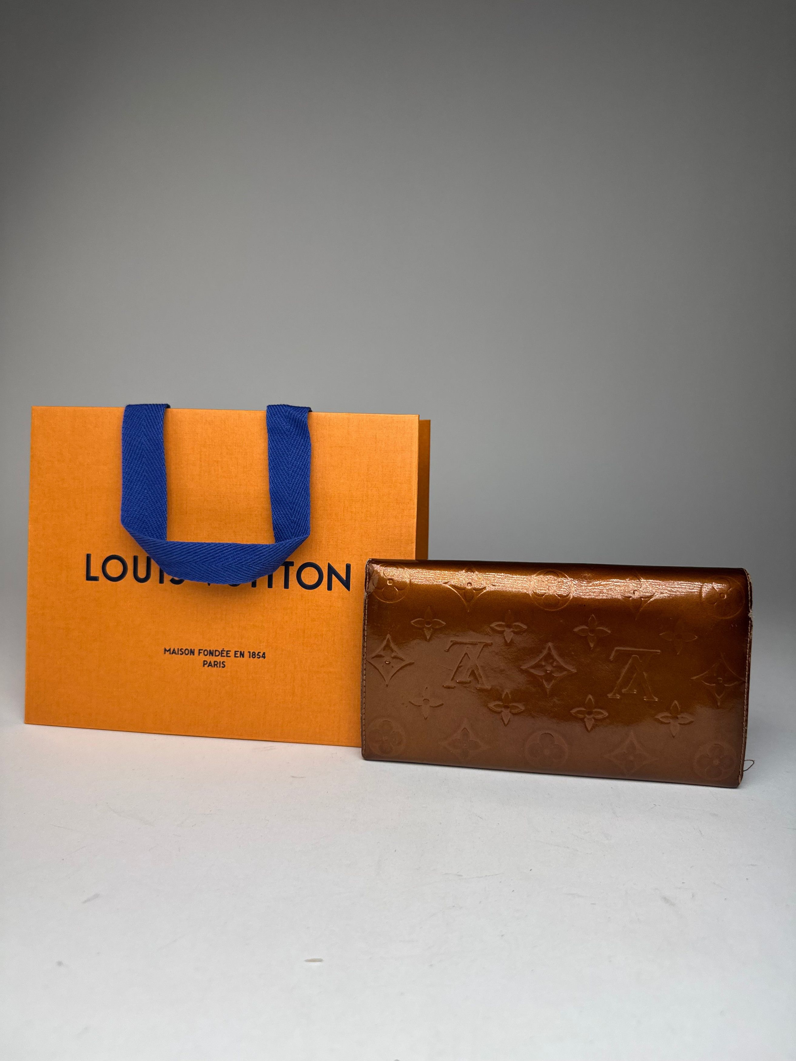 Louis Vuitton Vintage Vernis Leather Wallet Brown Size ONE SIZE - 12 Thumbnail