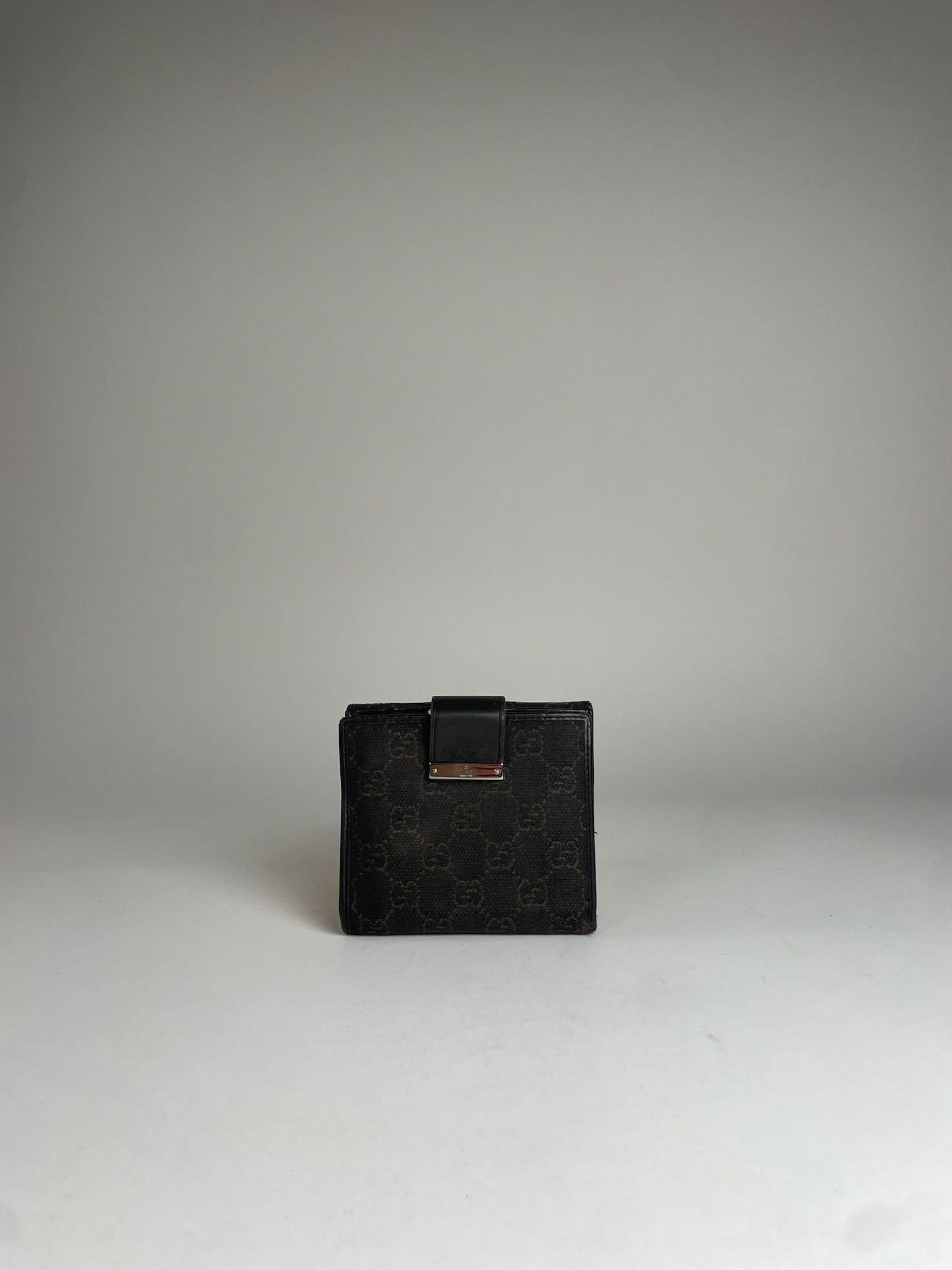 Other Vintage Gucci Monogram Leather canvas Wallet Brown Black Size ONE SIZE - 7 Thumbnail