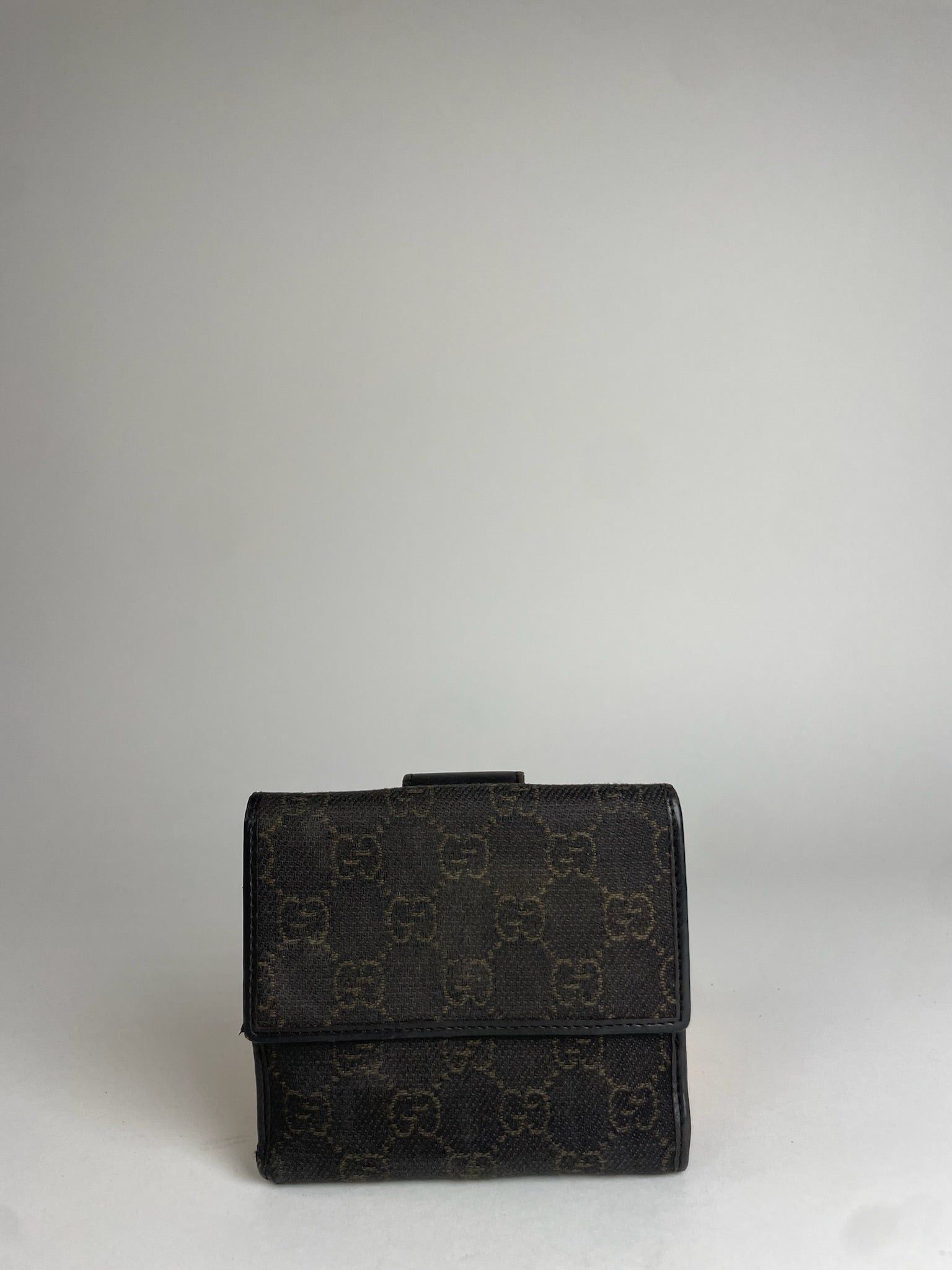 Other Vintage Gucci Monogram Leather canvas Wallet Brown Black Size ONE SIZE - 2 Thumbnail