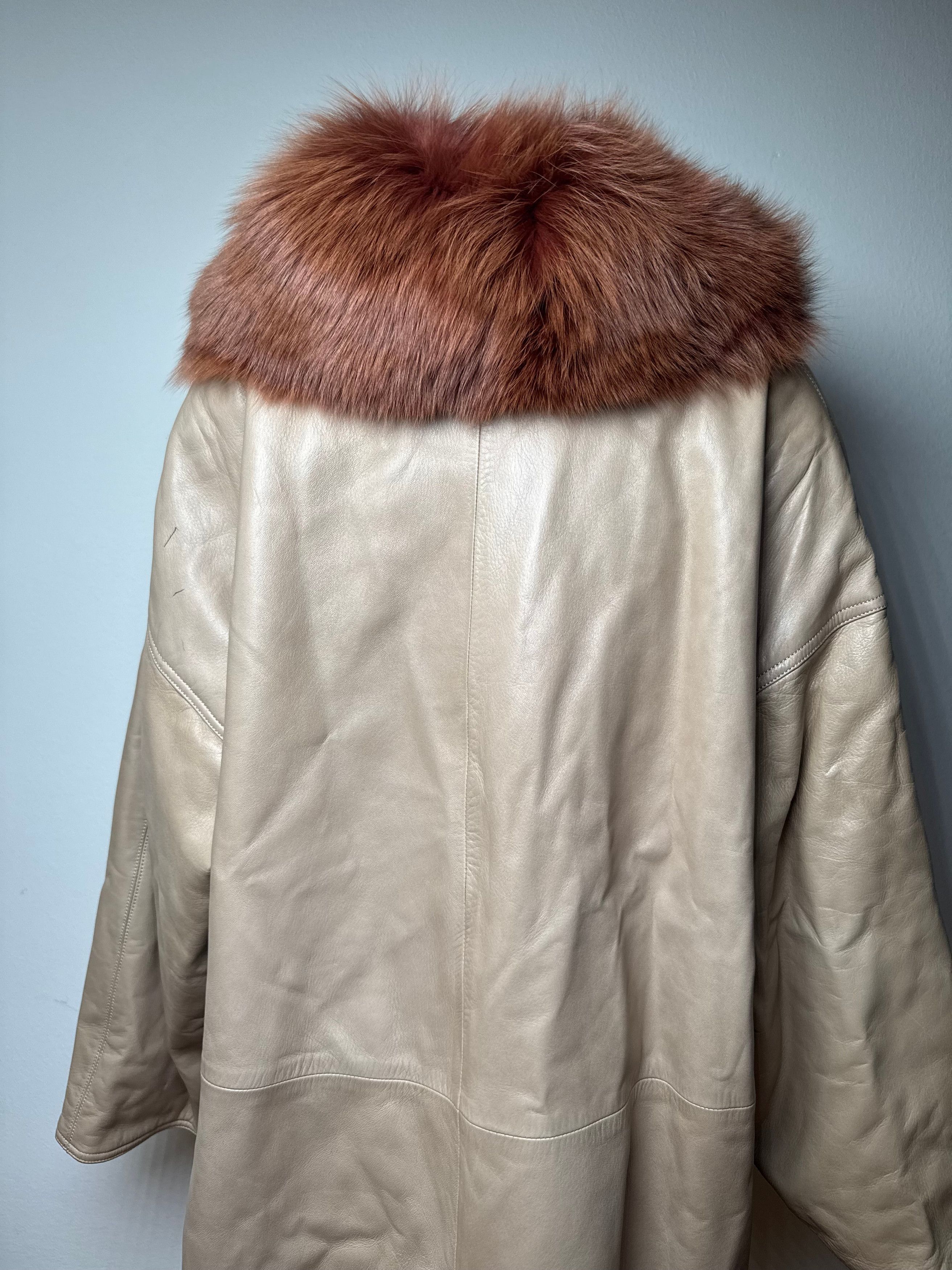 Loewe Vintage Madrid Leather Fur Coat 38/M Beige Brown Size S / US 4 / IT 40 - 15 Thumbnail