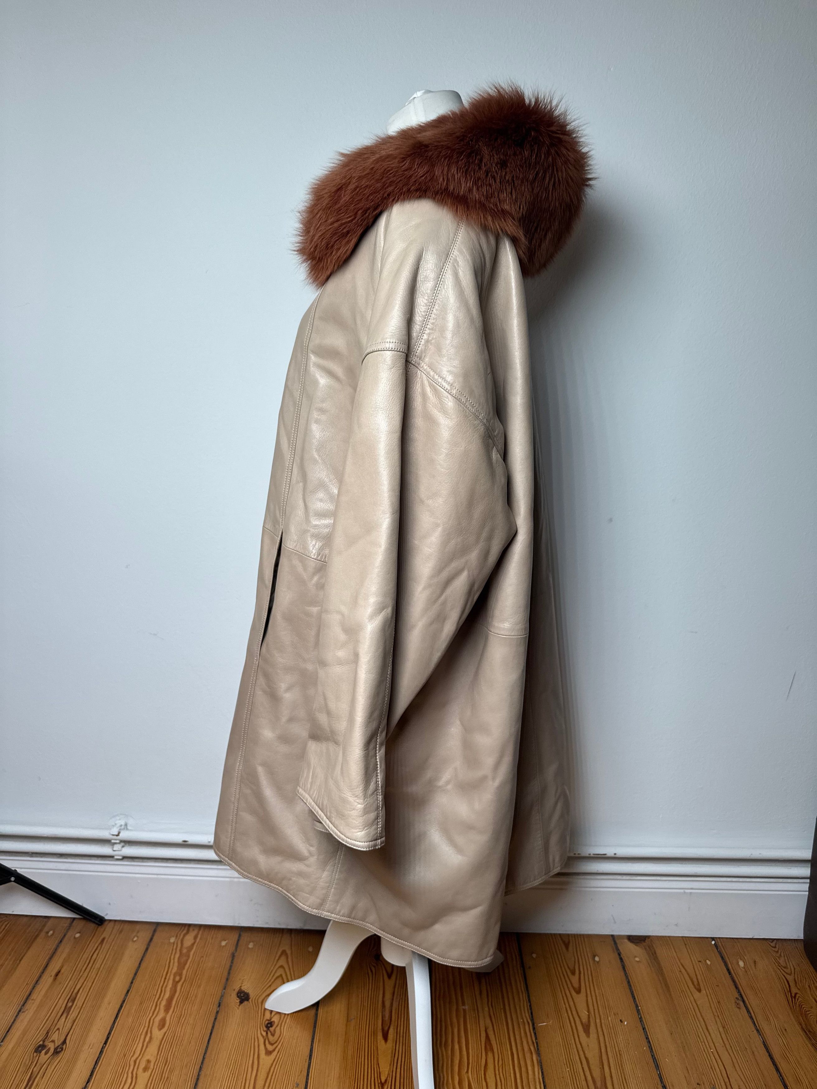 Loewe Vintage Madrid Leather Fur Coat 38/M Beige Brown Size S / US 4 / IT 40 - 3 Thumbnail