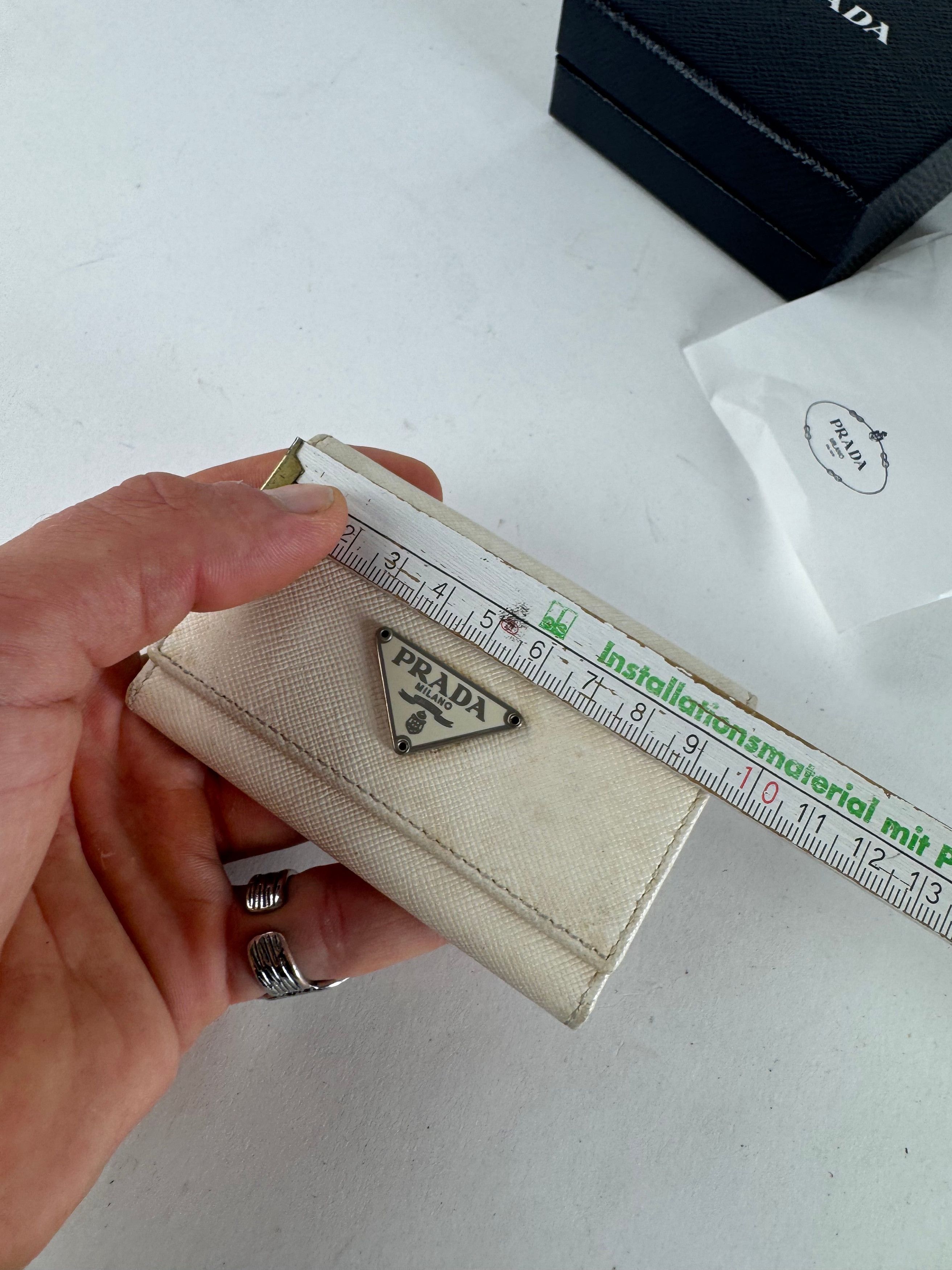 Prada Vintage Triangle Leather Key/Card Holder White Size ONE SIZE - 10 Thumbnail