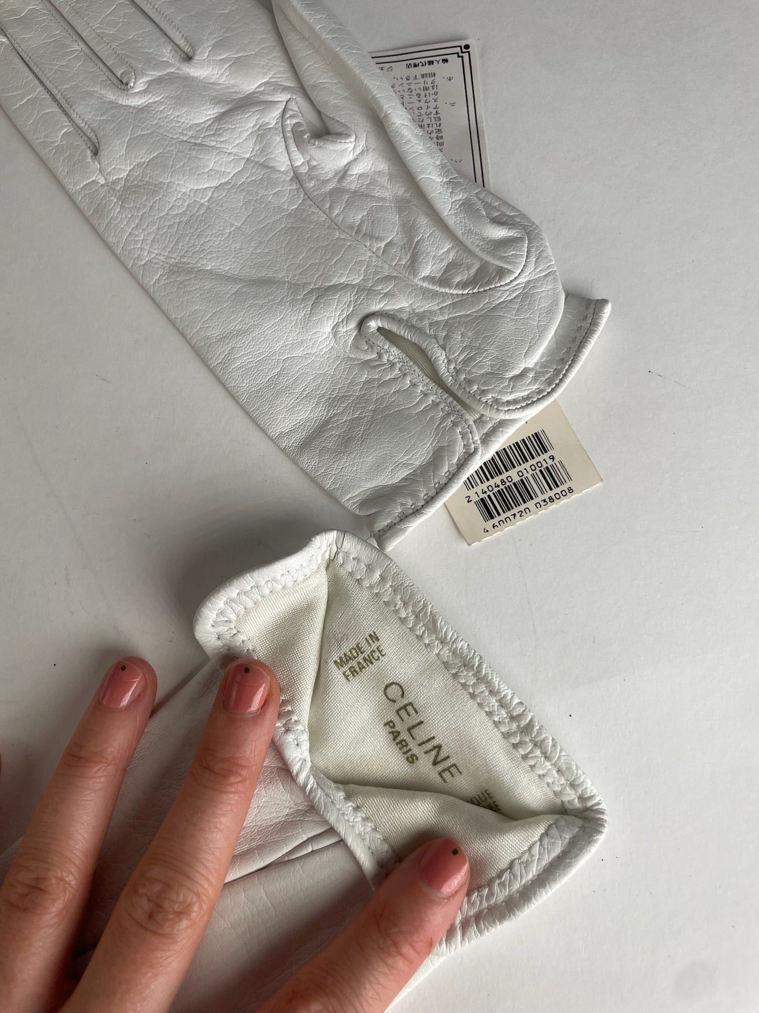Celine Vintage Paris Leather Gloves White Size ONE SIZE - 4 Thumbnail