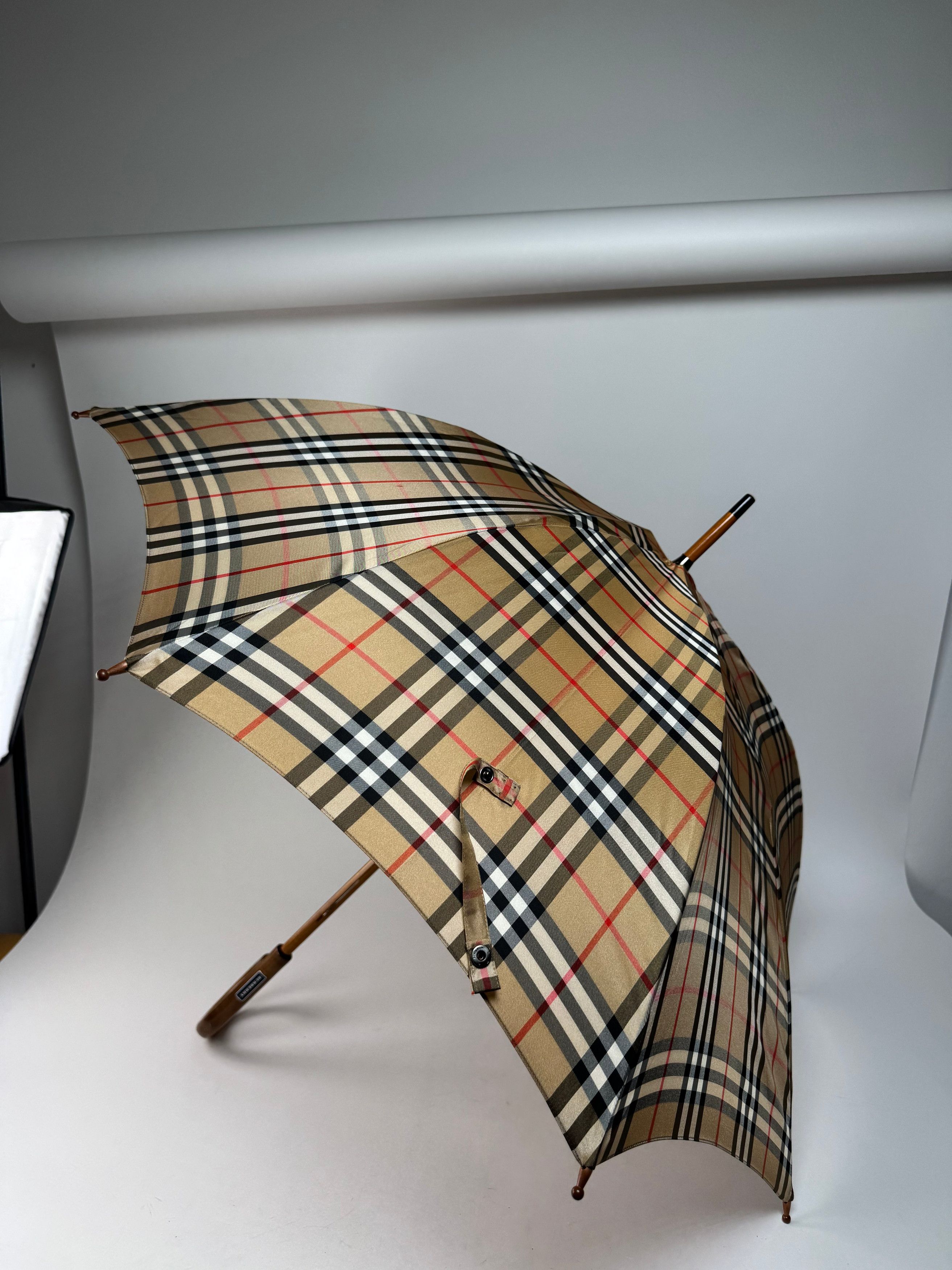 Burberry Vintage Nova Check Umbrella Beige Size ONE SIZE - 9 Thumbnail