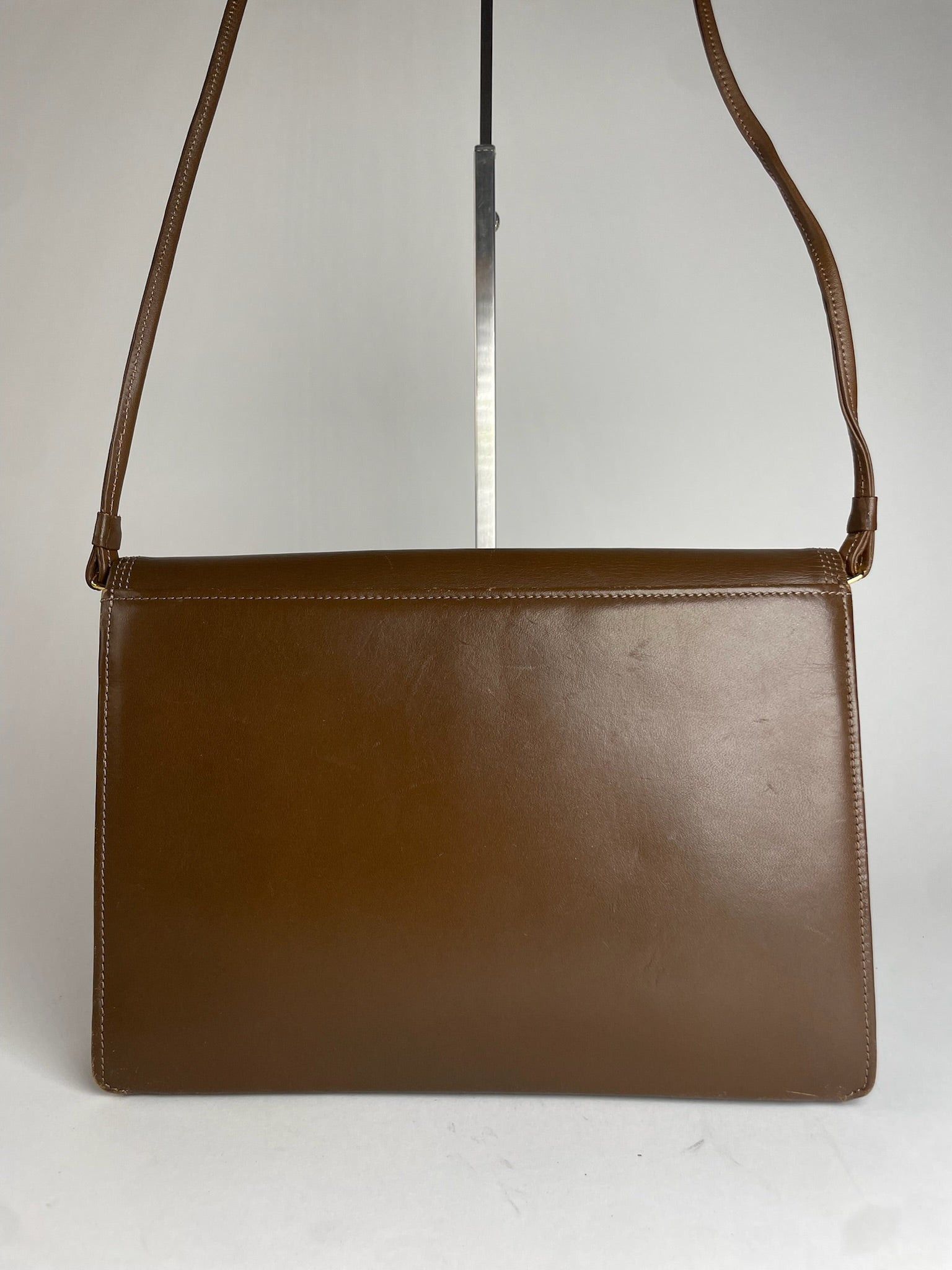 Givenchy Vintage Asymetric Leather Shoulder Bag Brown Size ONE SIZE - 10 Thumbnail
