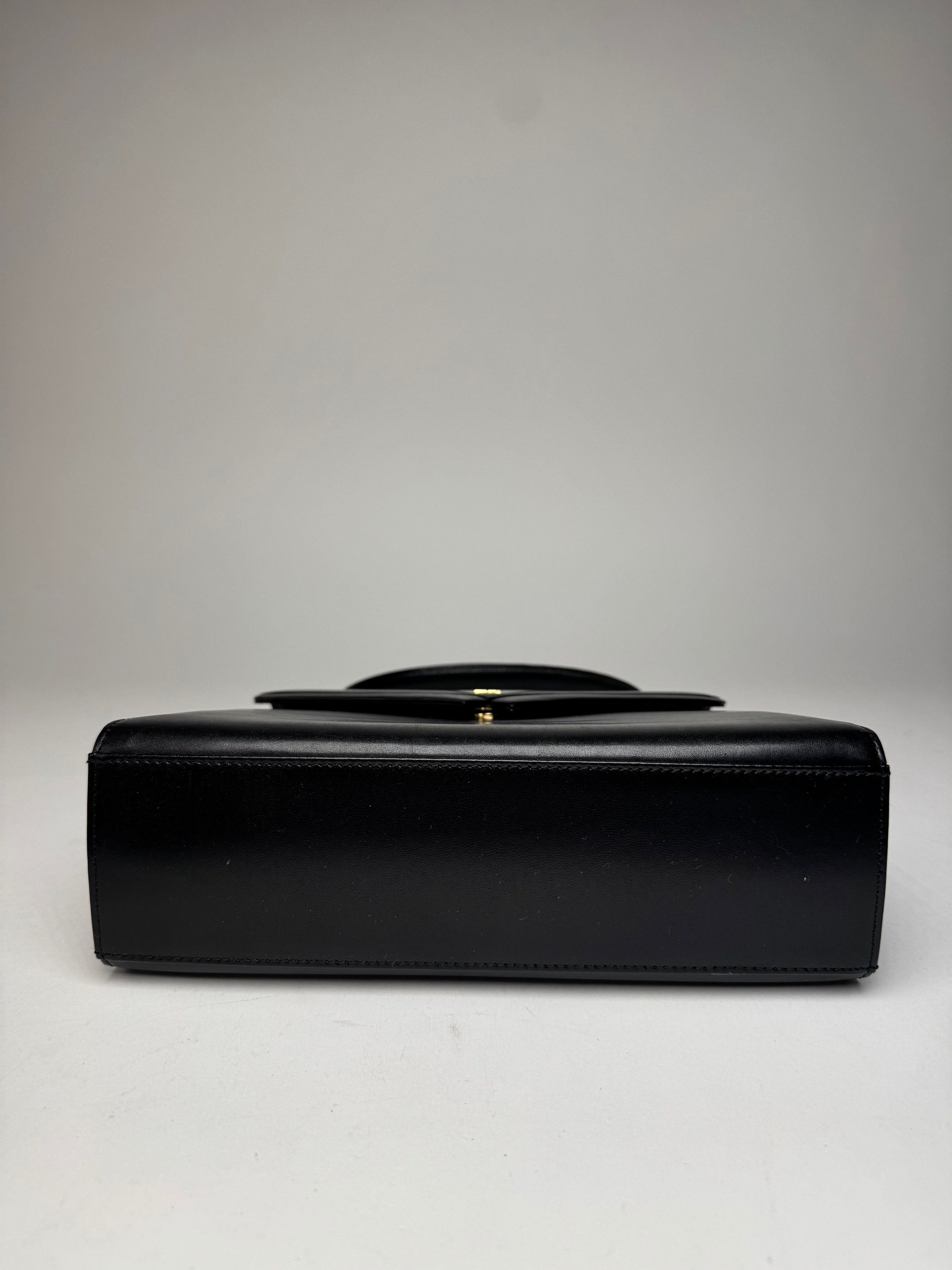 Givenchy Vintage Leather Handbag Black Size ONE SIZE - 9 Thumbnail