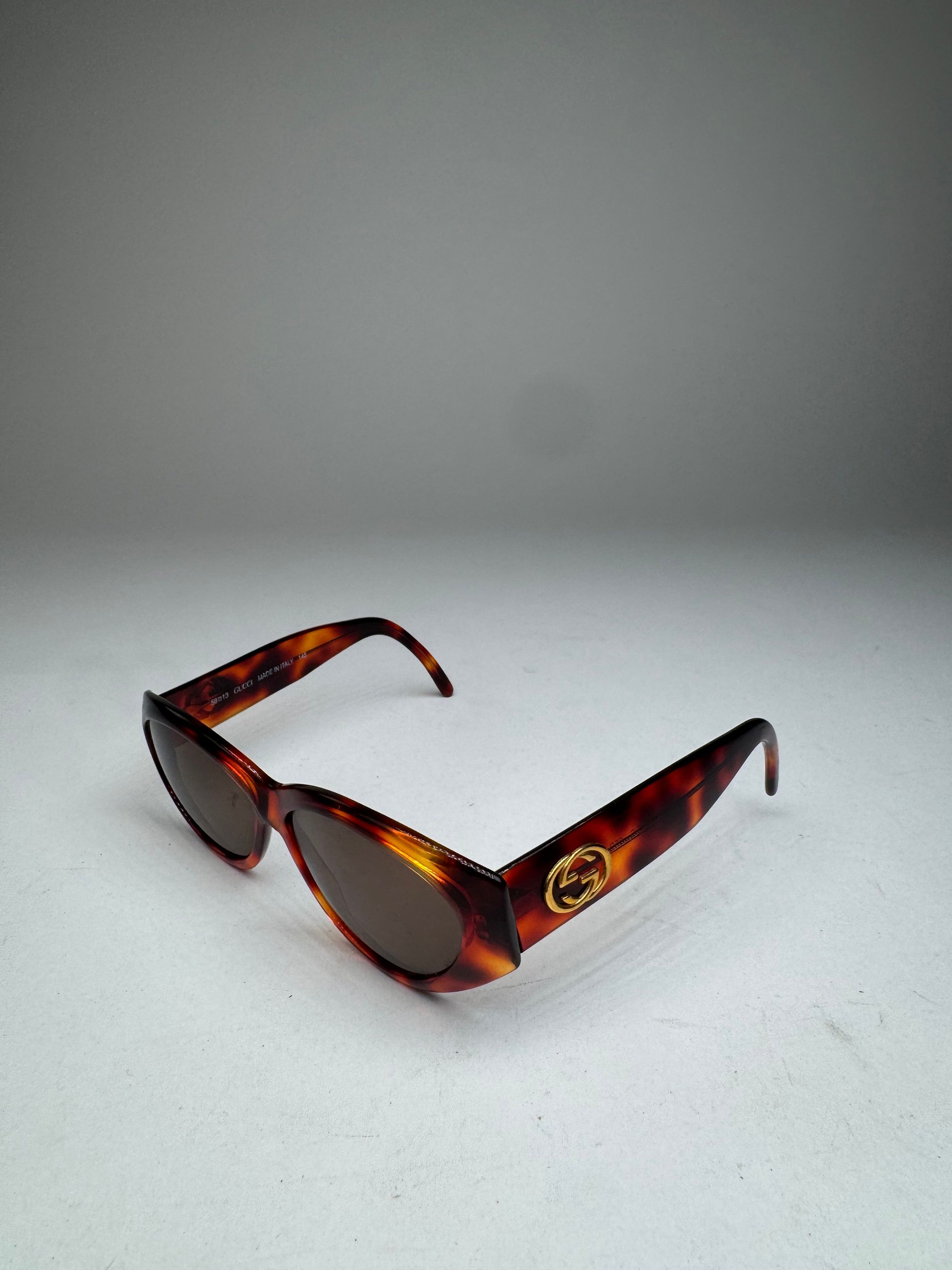 Gucci Vintage Retro Sunglasses Leopard Emblossed Size ONE SIZE - 13 Thumbnail