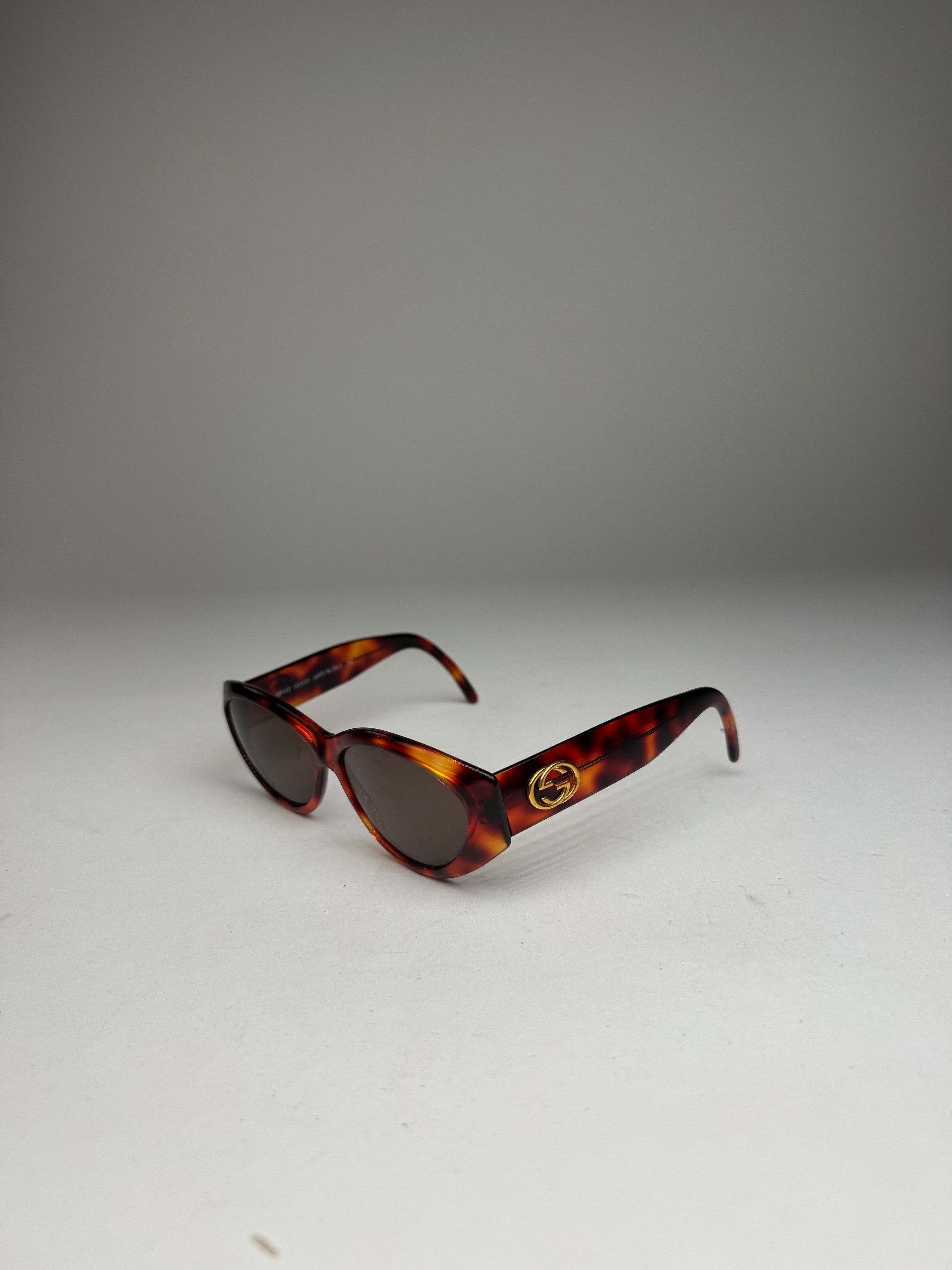 Gucci Vintage Retro Sunglasses Leopard Emblossed Size ONE SIZE - 6 Thumbnail