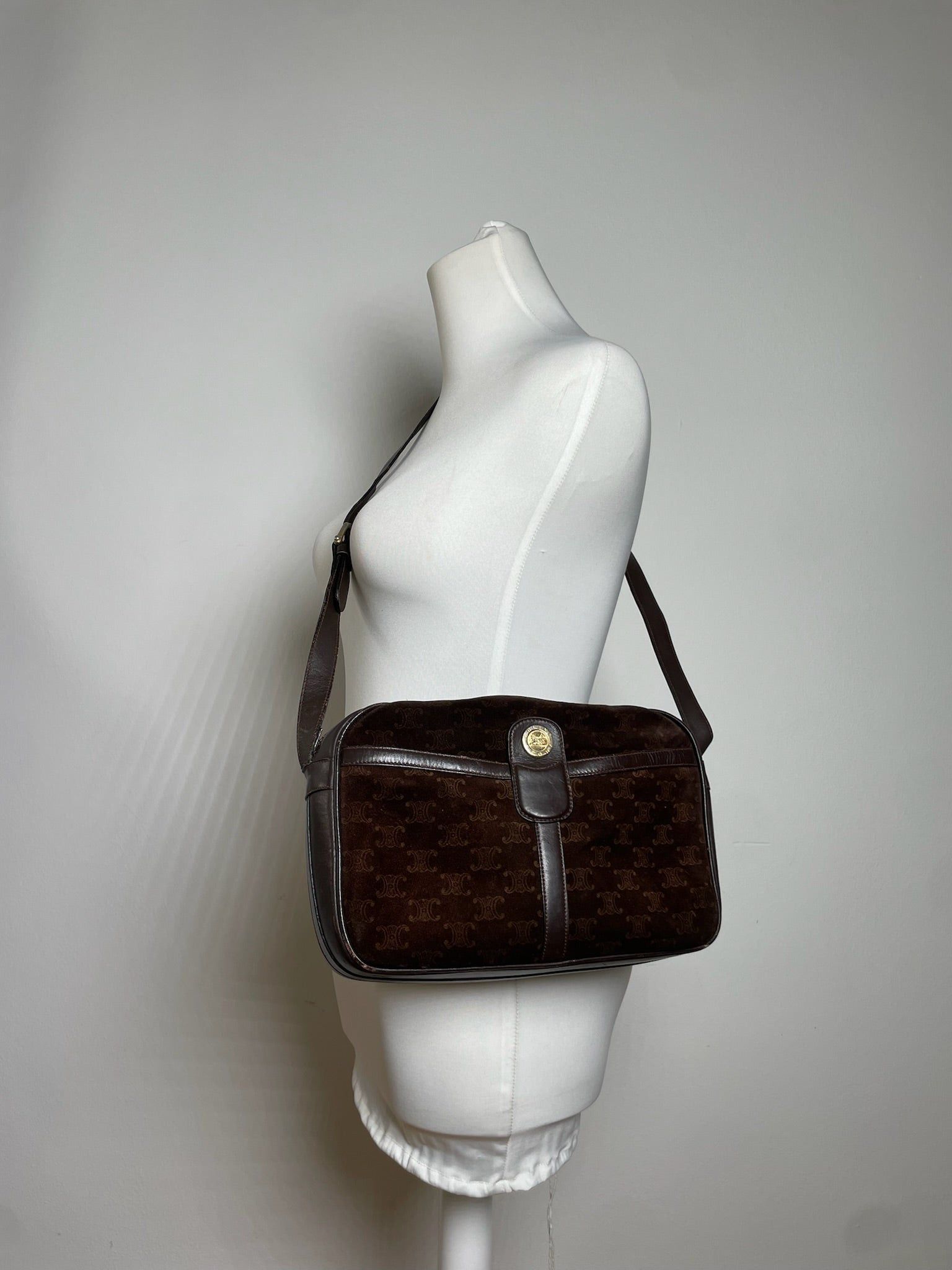 Celine Vintage Paris Suede Monogram Shoulder Crossbody Bag Brown Size ONE SIZE - 3 Thumbnail