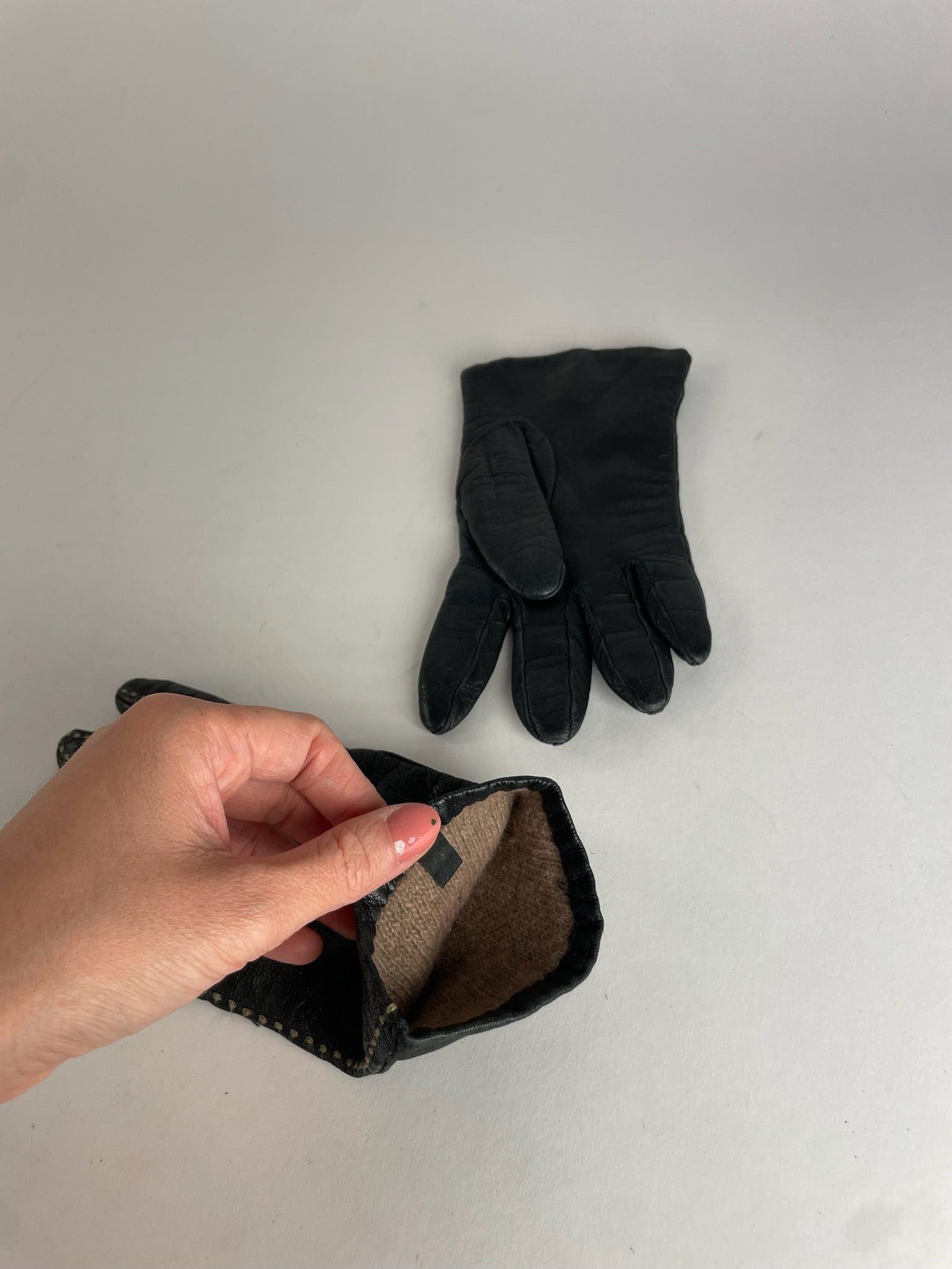 Fendi Vintage Leather Gloves Black Size ONE SIZE - 6 Thumbnail
