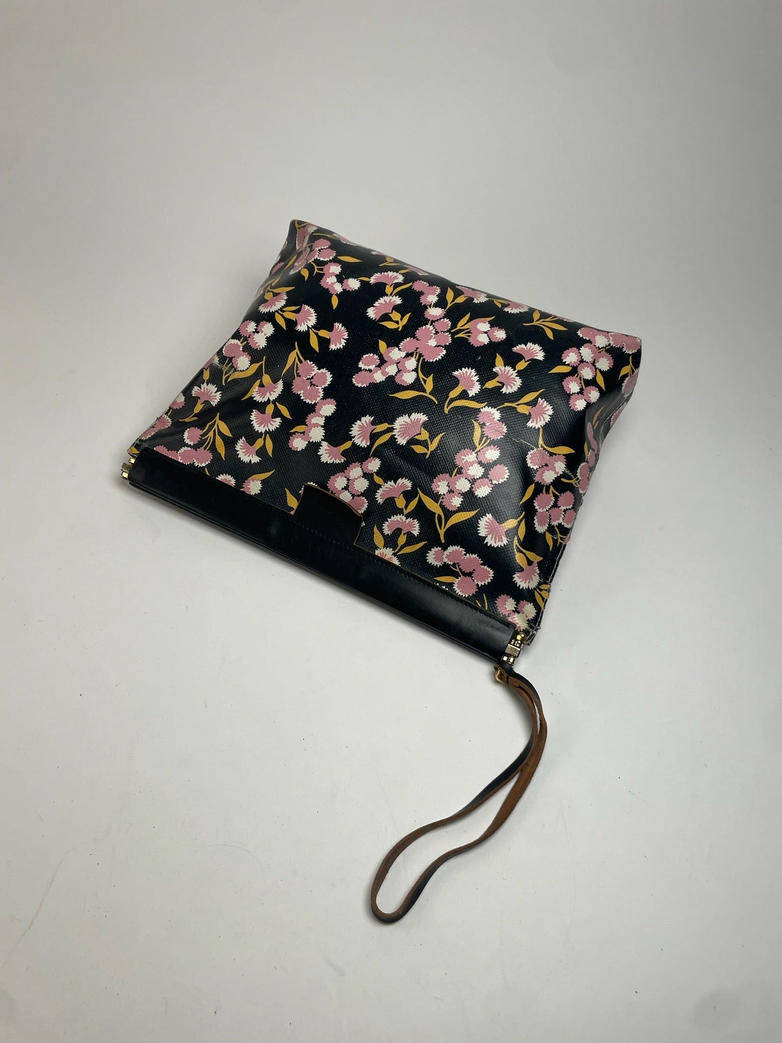 Marni Vintage Floral Leather Clutch Black Pink Green Size ONE SIZE - 3 Thumbnail