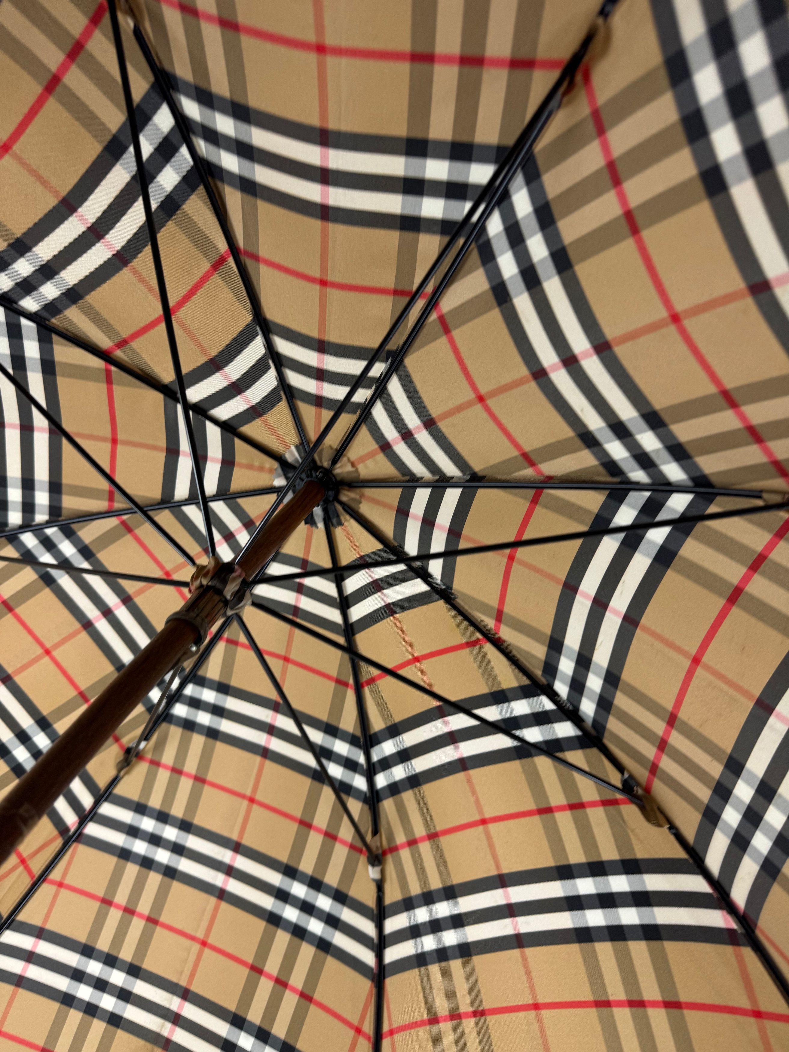 Burberry Vintage Nova Check Umbrella Beige Size ONE SIZE - 8 Thumbnail