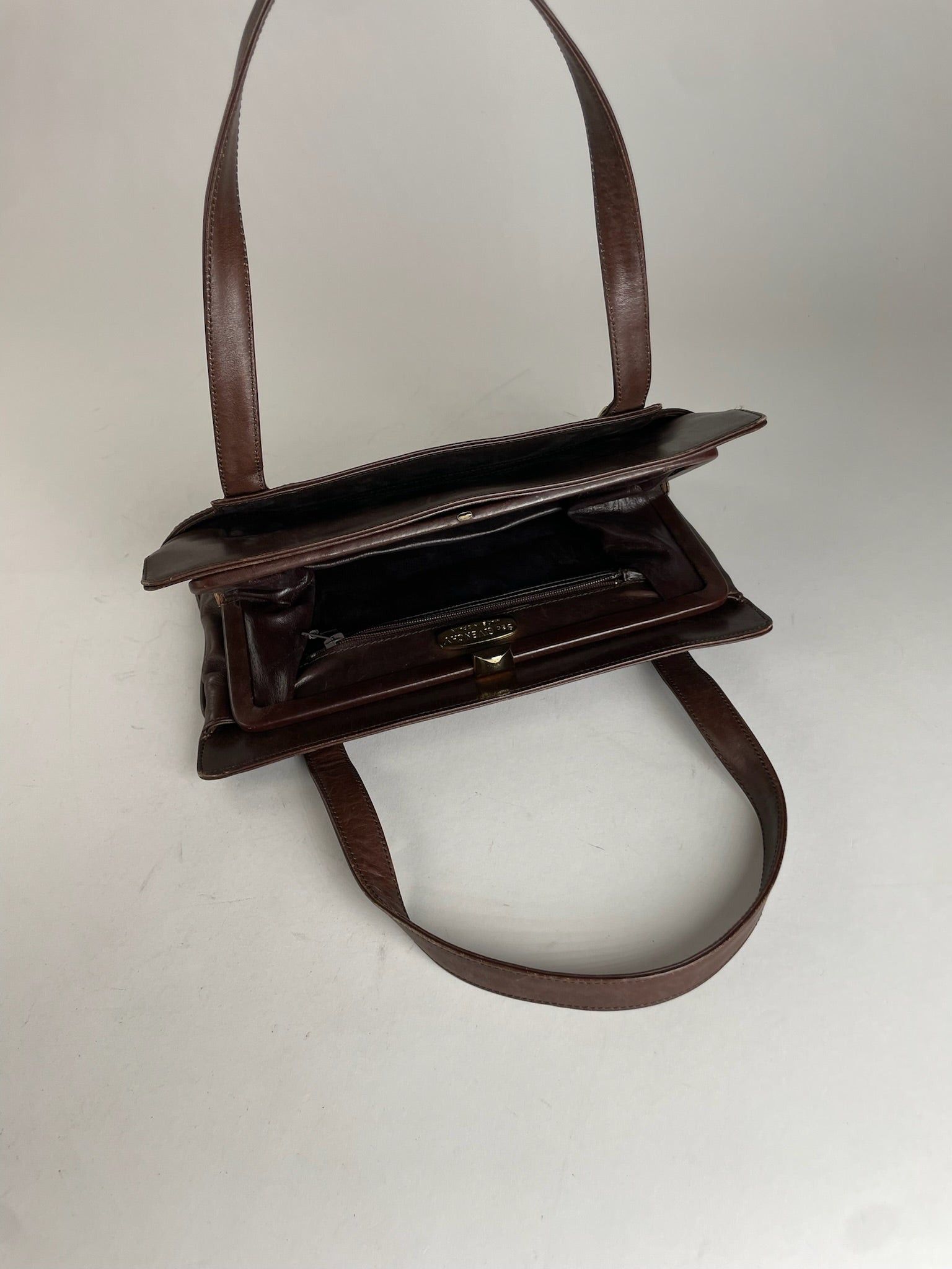 Givenchy Vintage Leather Handbag Brown Size ONE SIZE - 4 Thumbnail