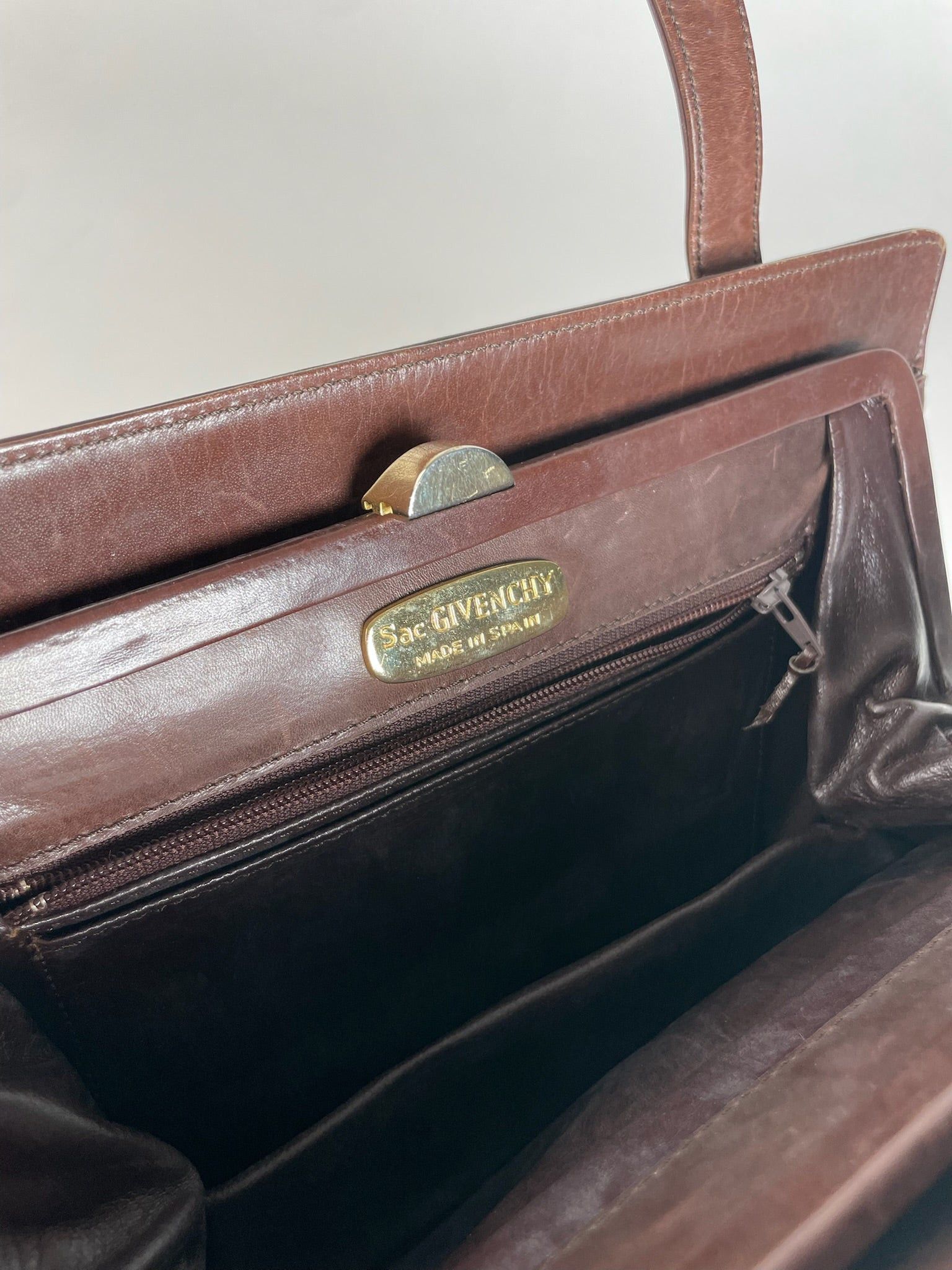 Givenchy Vintage Leather Handbag Brown Size ONE SIZE - 3 Thumbnail