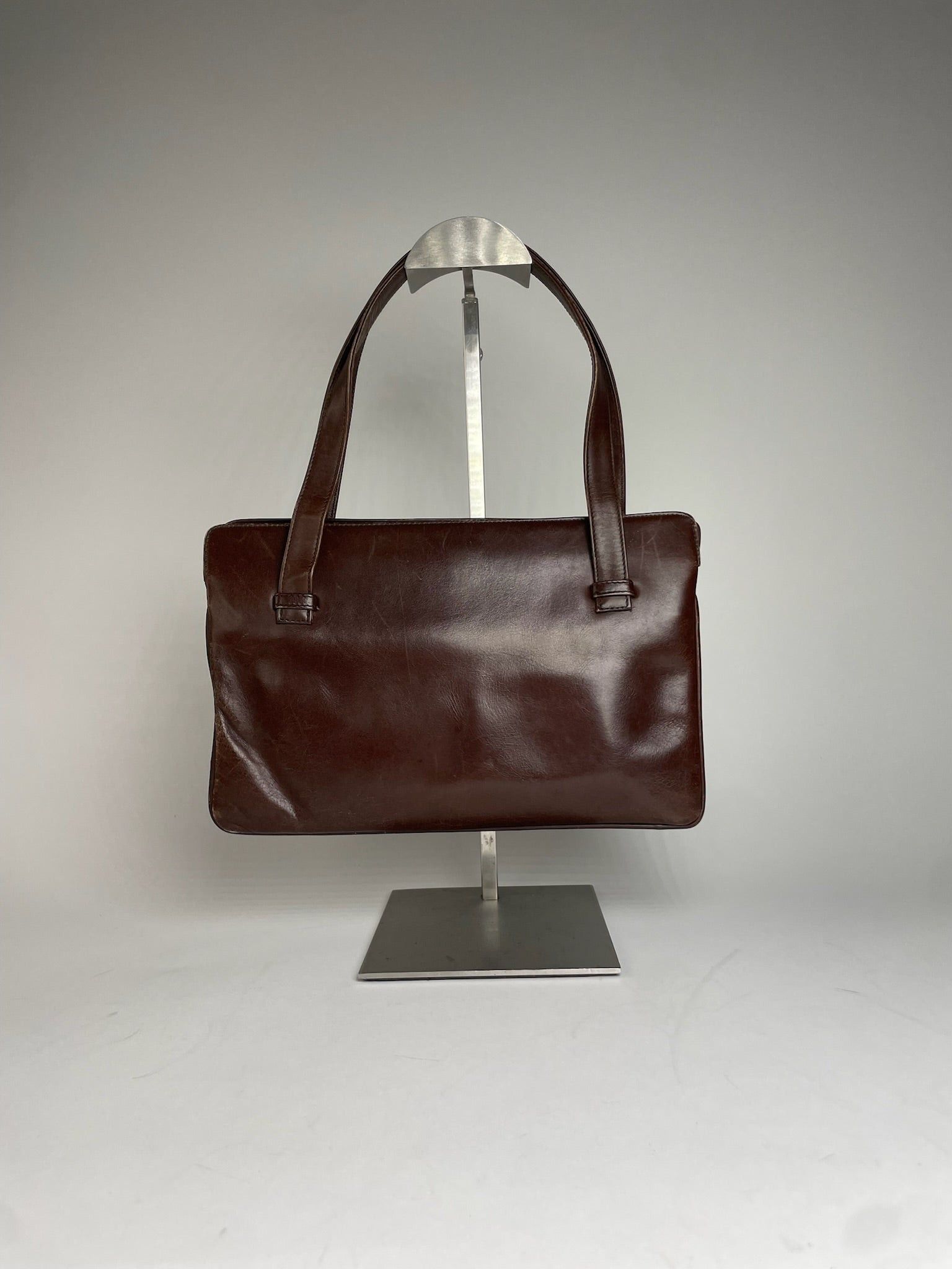 Givenchy Vintage Leather Handbag Brown Size ONE SIZE - 7 Thumbnail