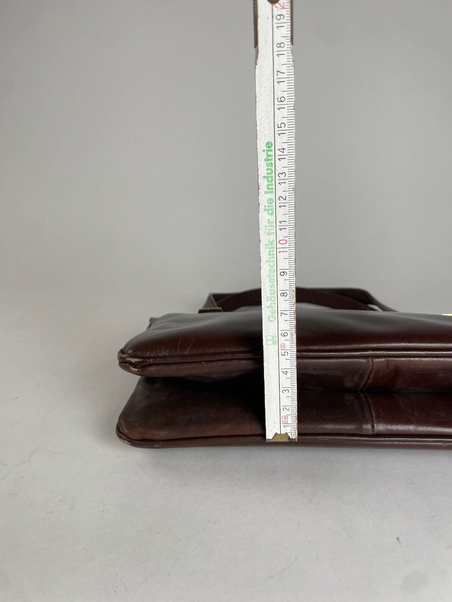 Givenchy Vintage Leather Handbag Brown Size ONE SIZE - 12 Thumbnail