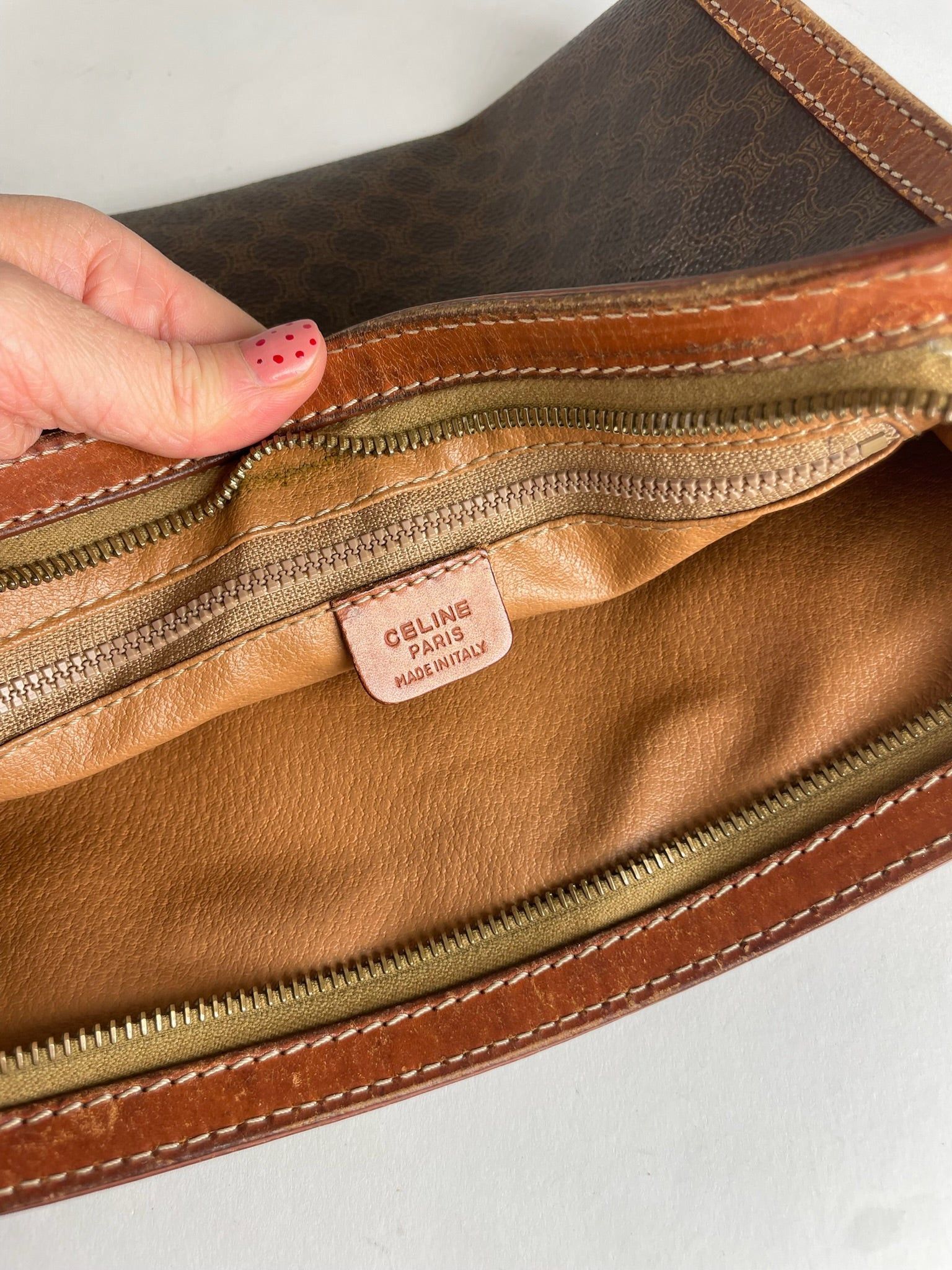 Celine Vintage Paris Triomphe Monogram Leather Clutch Brown Size ONE SIZE - 5 Thumbnail