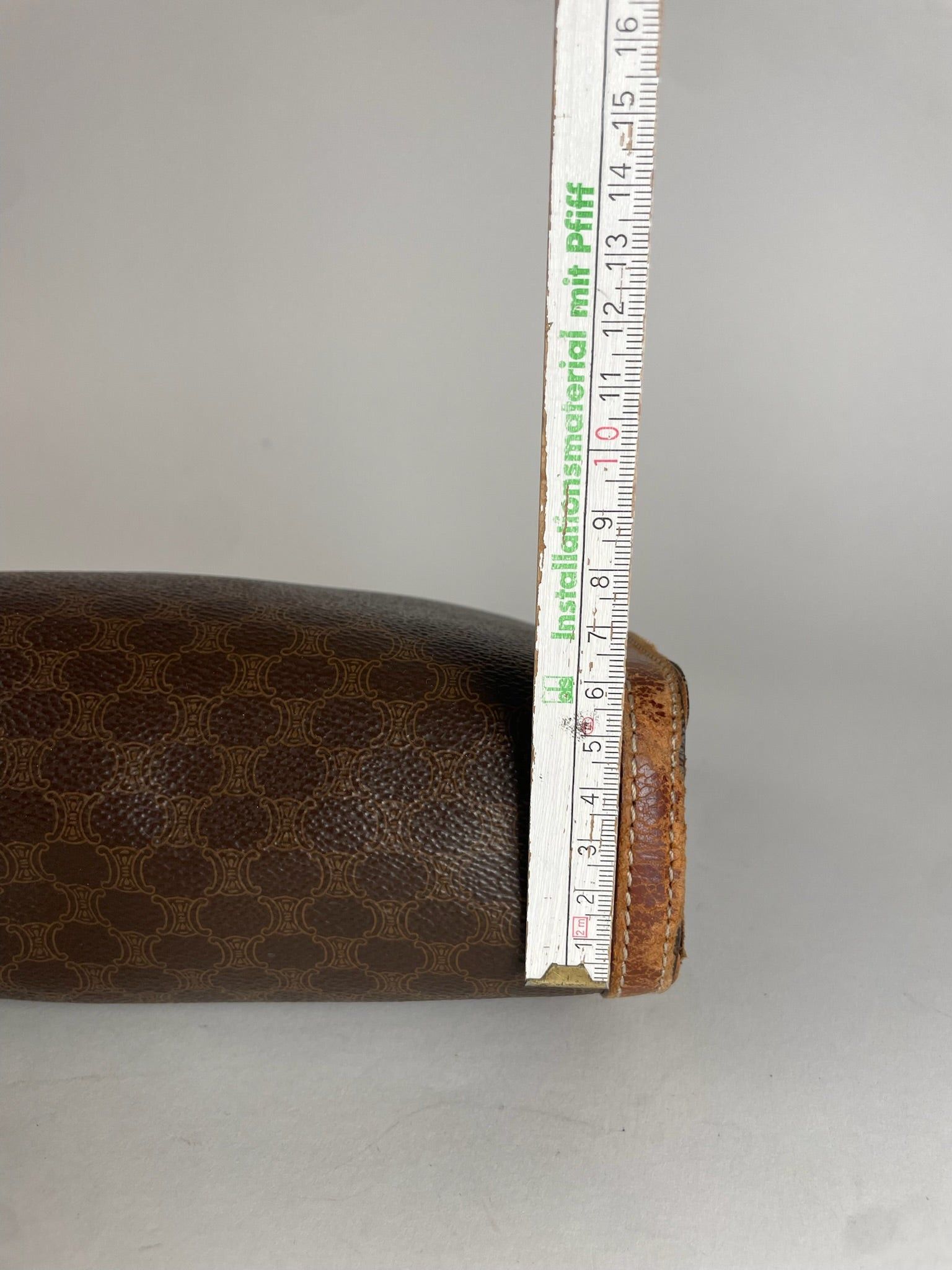 Celine Vintage Paris Triomphe Monogram Leather Clutch Brown Size ONE SIZE - 13 Thumbnail