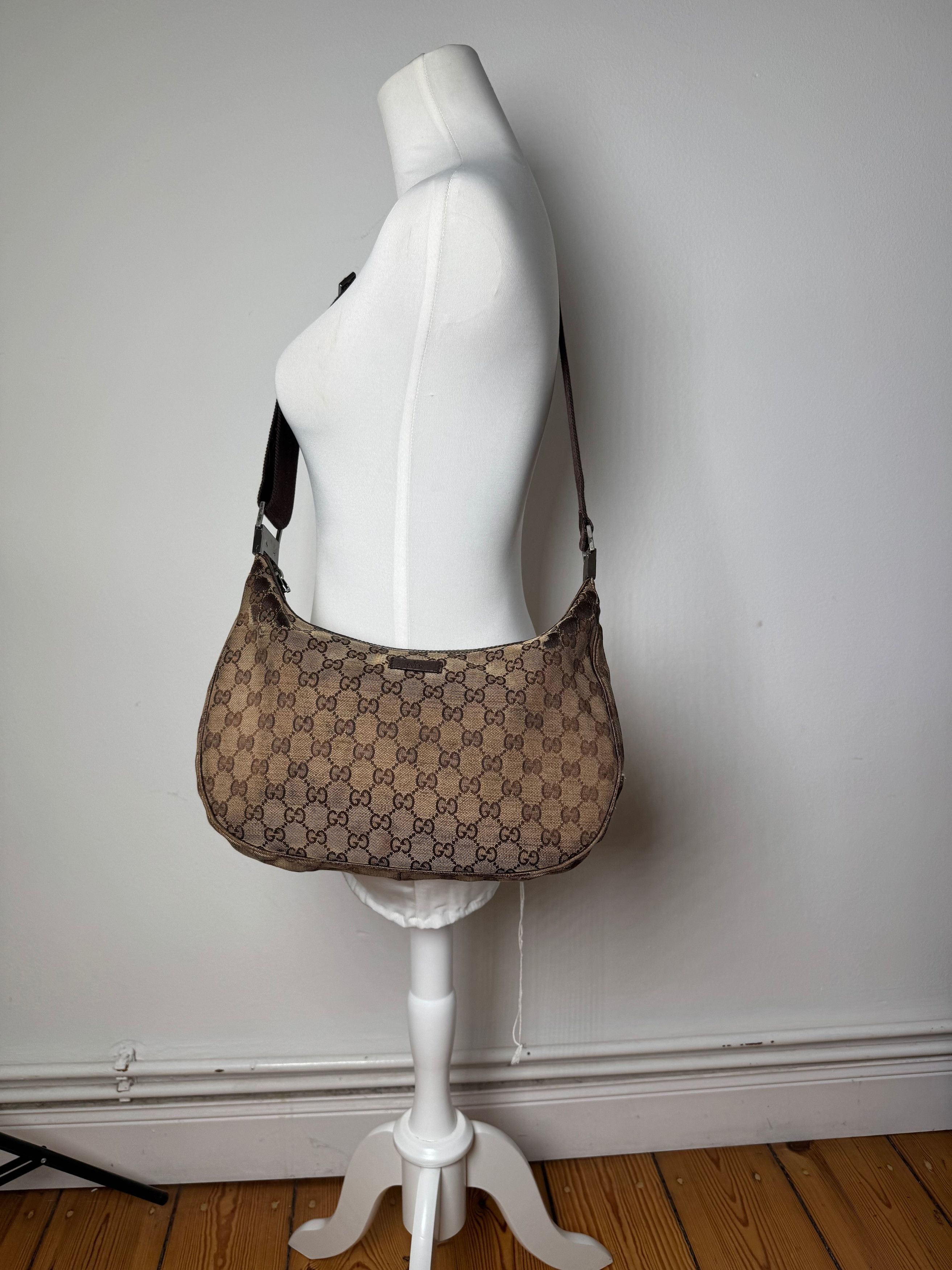 Gucci Vintage Multiway Monogram Croissant Bag Beige Brown Size ONE SIZE - 4 Thumbnail
