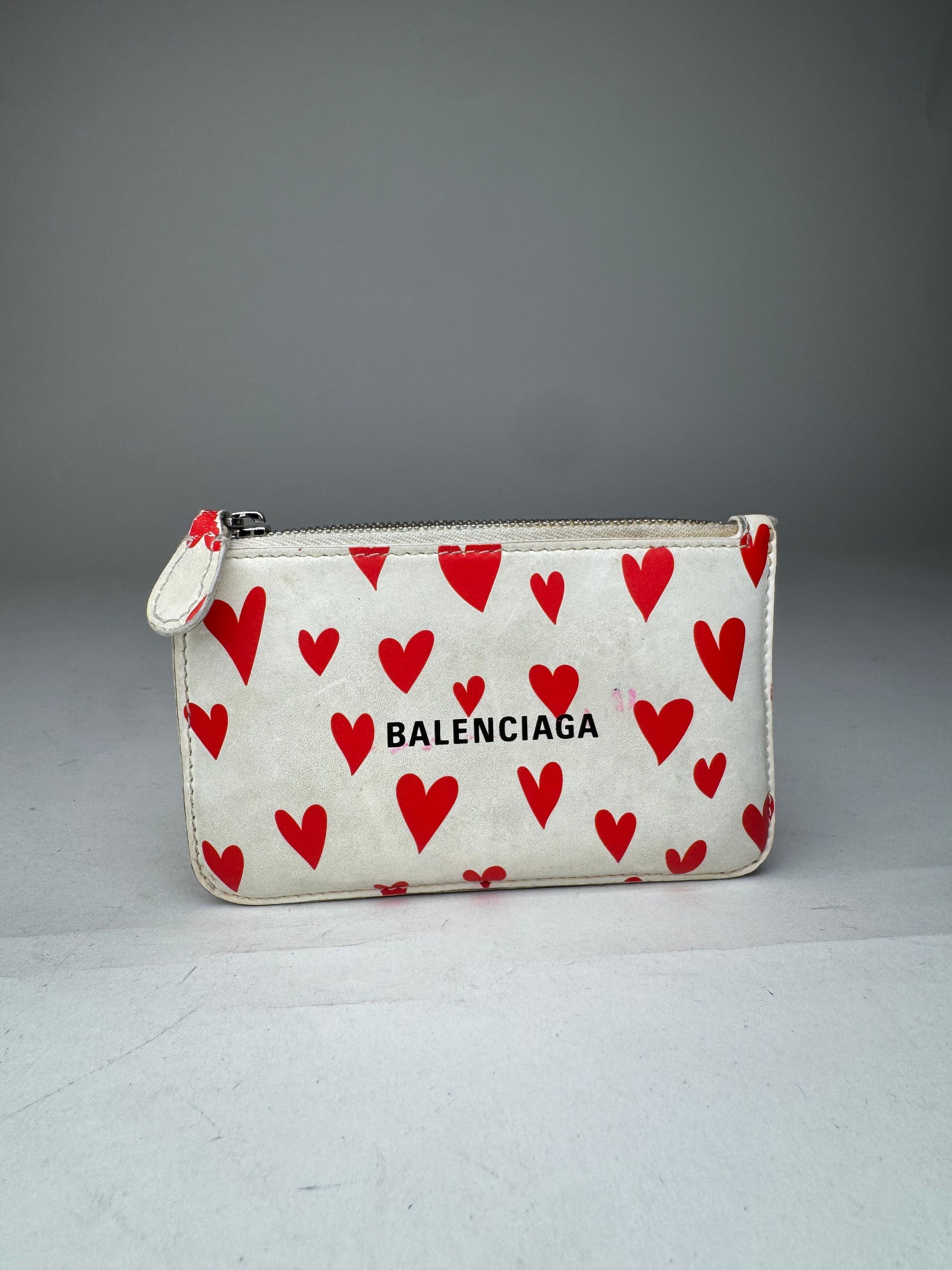 Balenciaga Vintage Heart Emblossed Leather Card Holder White Red Size ONE SIZE - 4 Thumbnail
