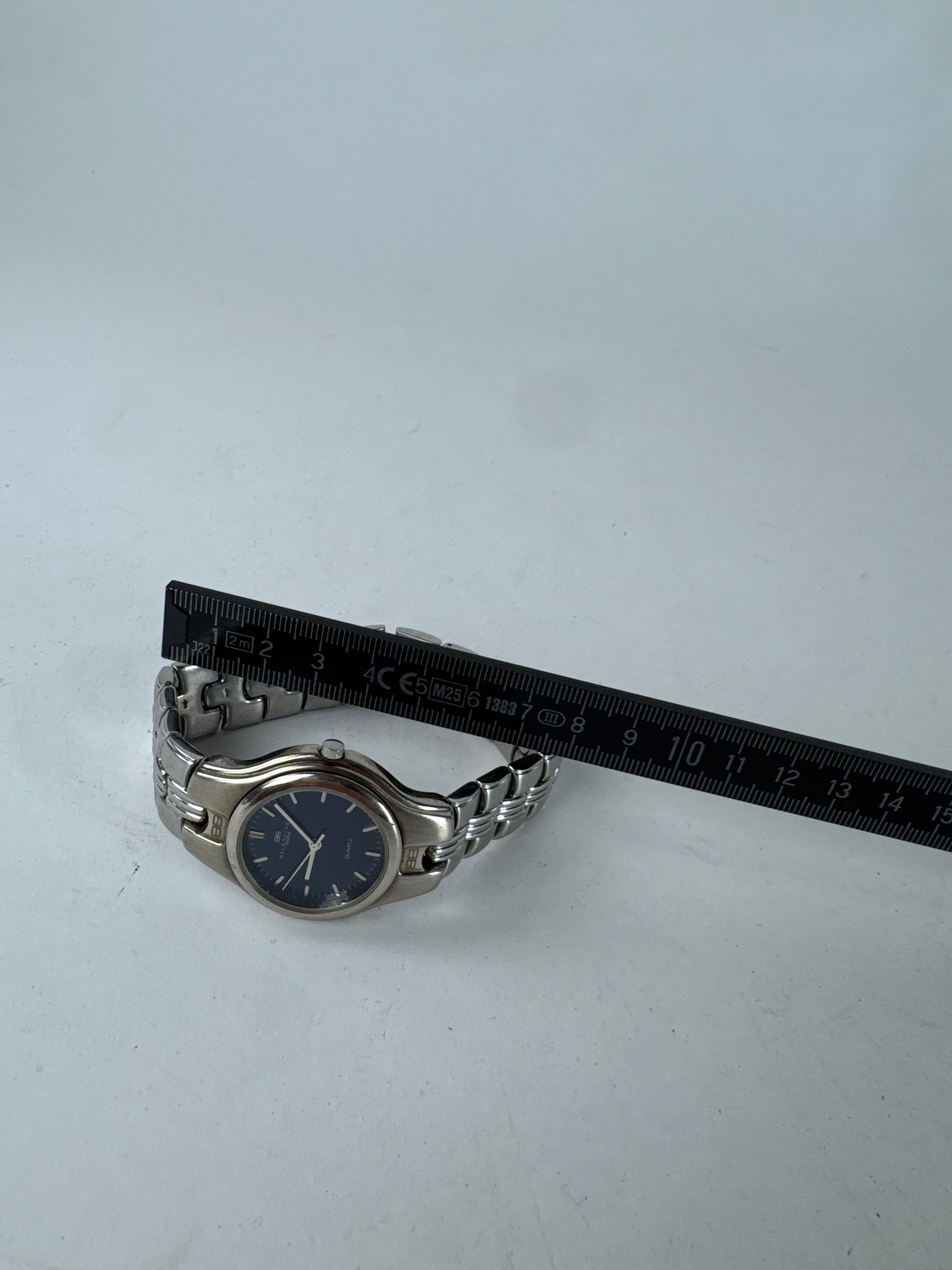 Balenciaga Vintage Metal Quartz Watch Silver Navy Size ONE SIZE - 10 Thumbnail