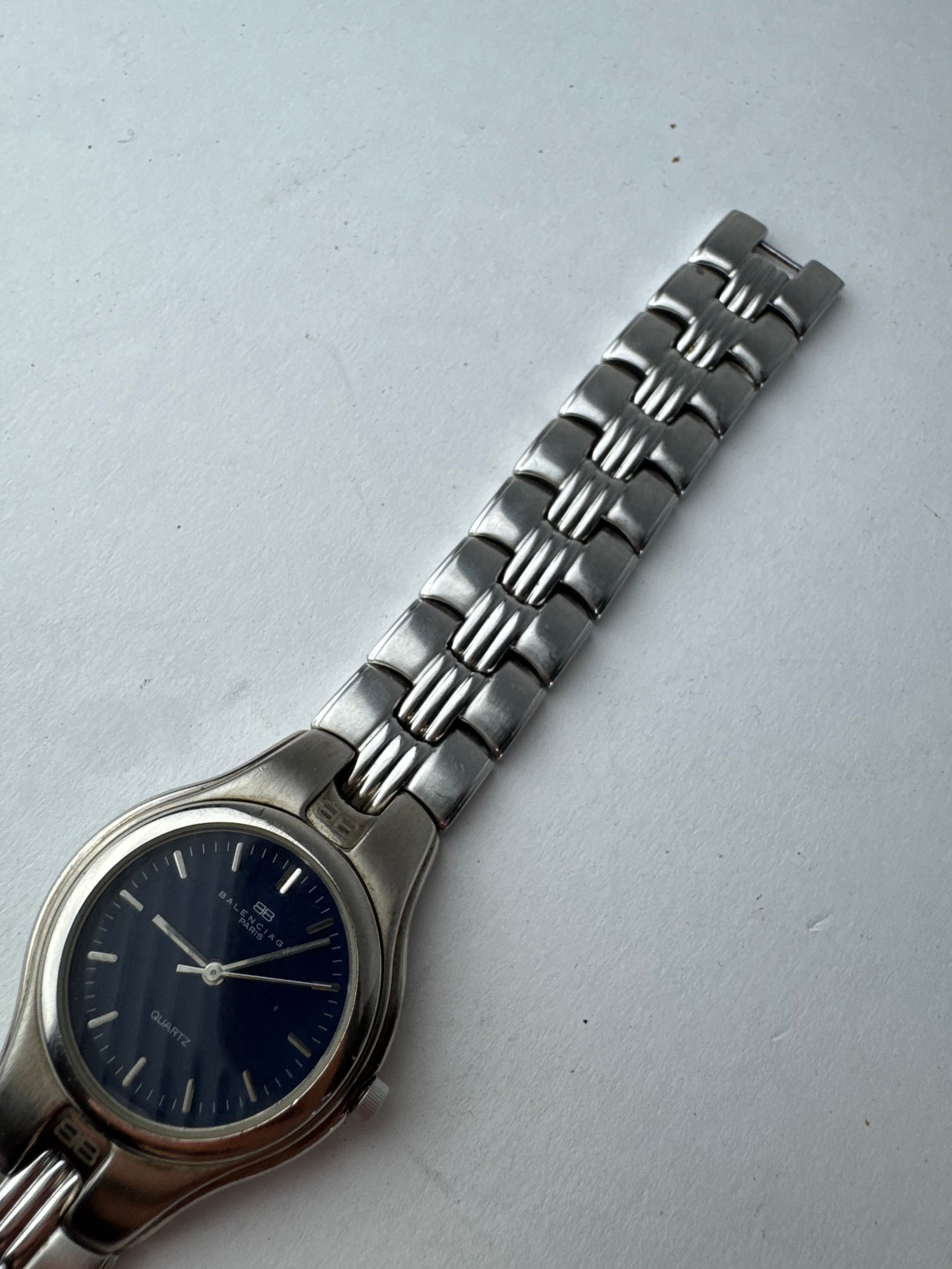 Balenciaga Vintage Metal Quartz Watch Silver Navy Size ONE SIZE - 5 Thumbnail